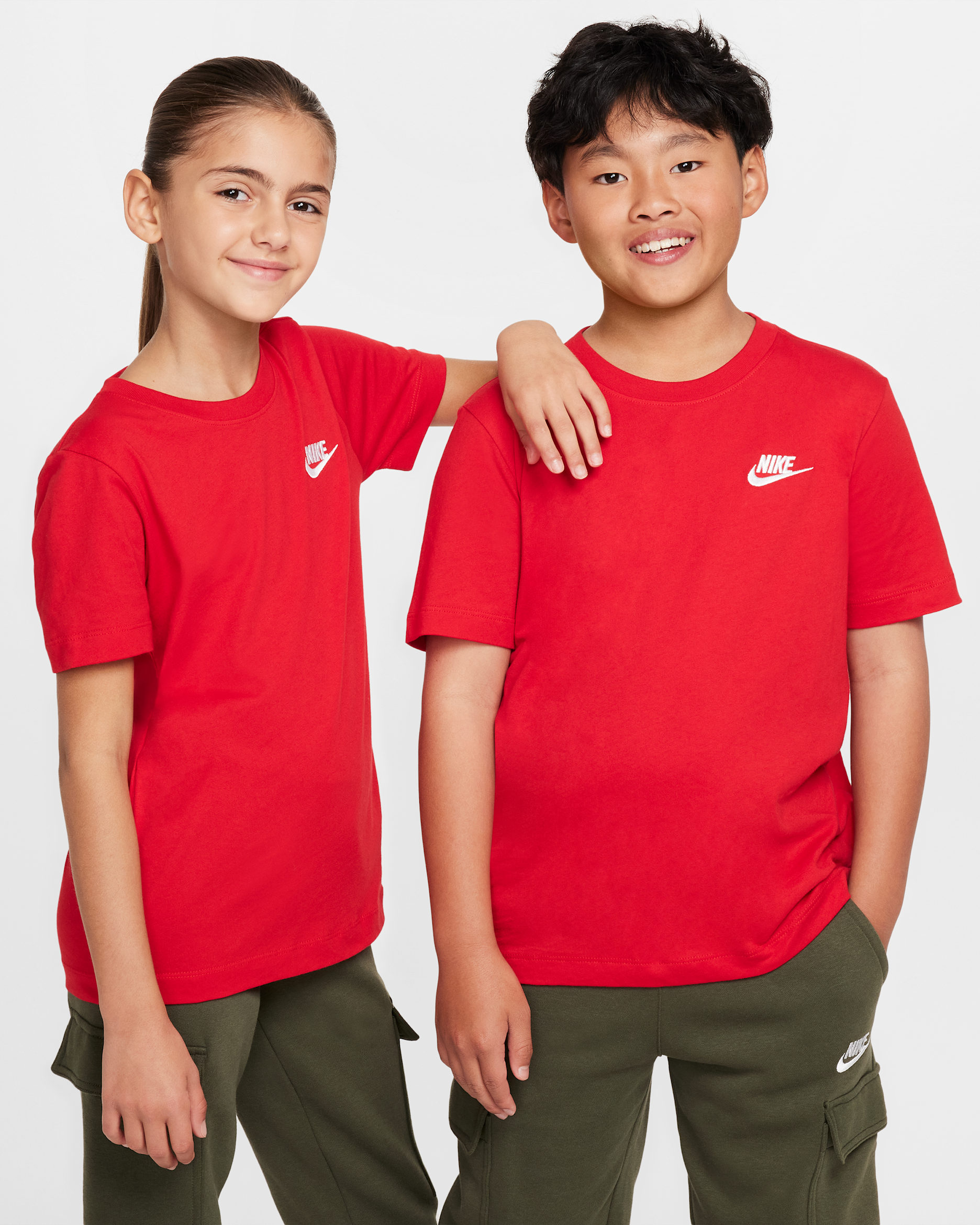 Nike Sportswear Big Kids' T-Shirt - University Red