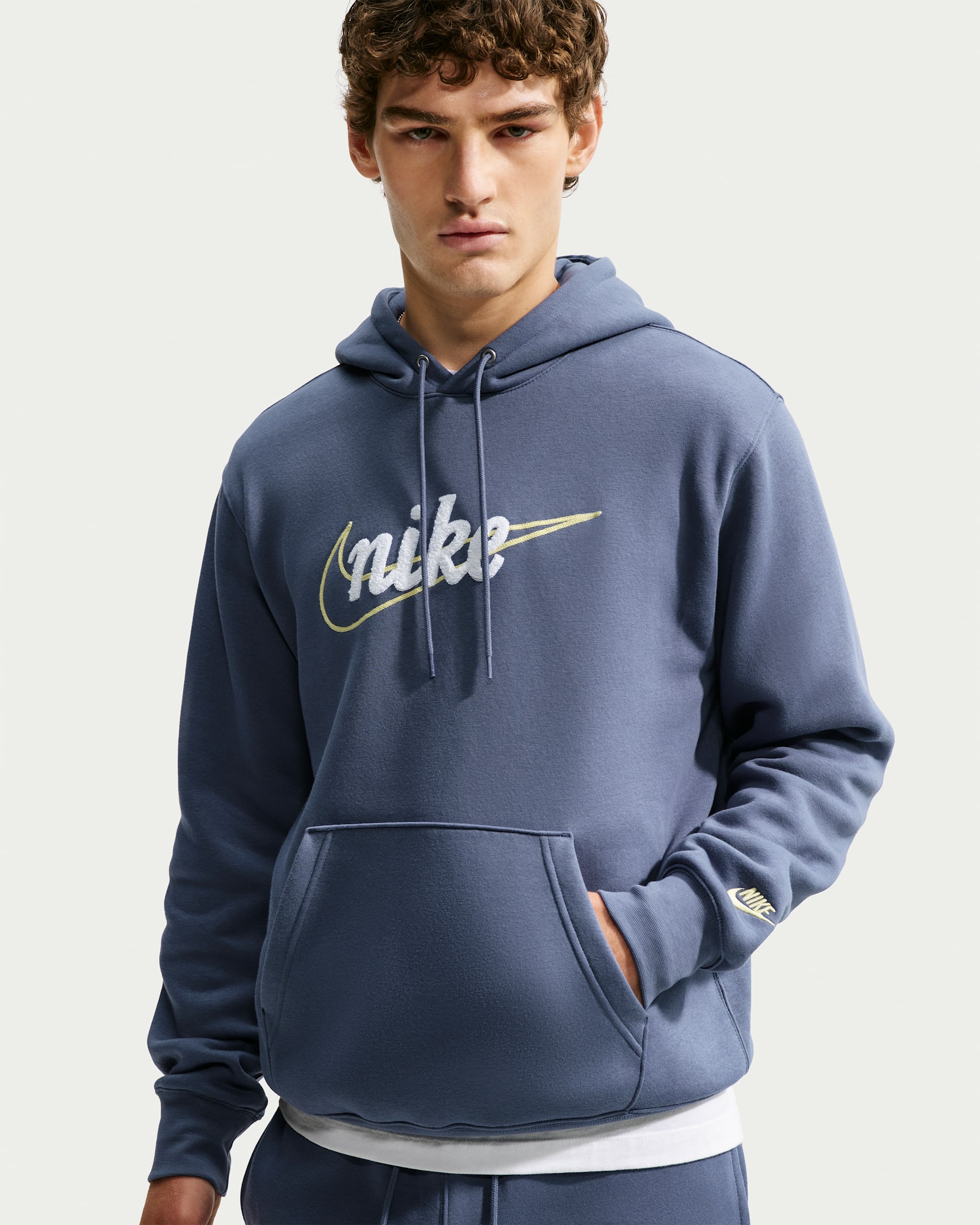 Nike Sportswear Club Men's Fleece Hoodie - Diffused Blue/Diffused Blue/Fennel