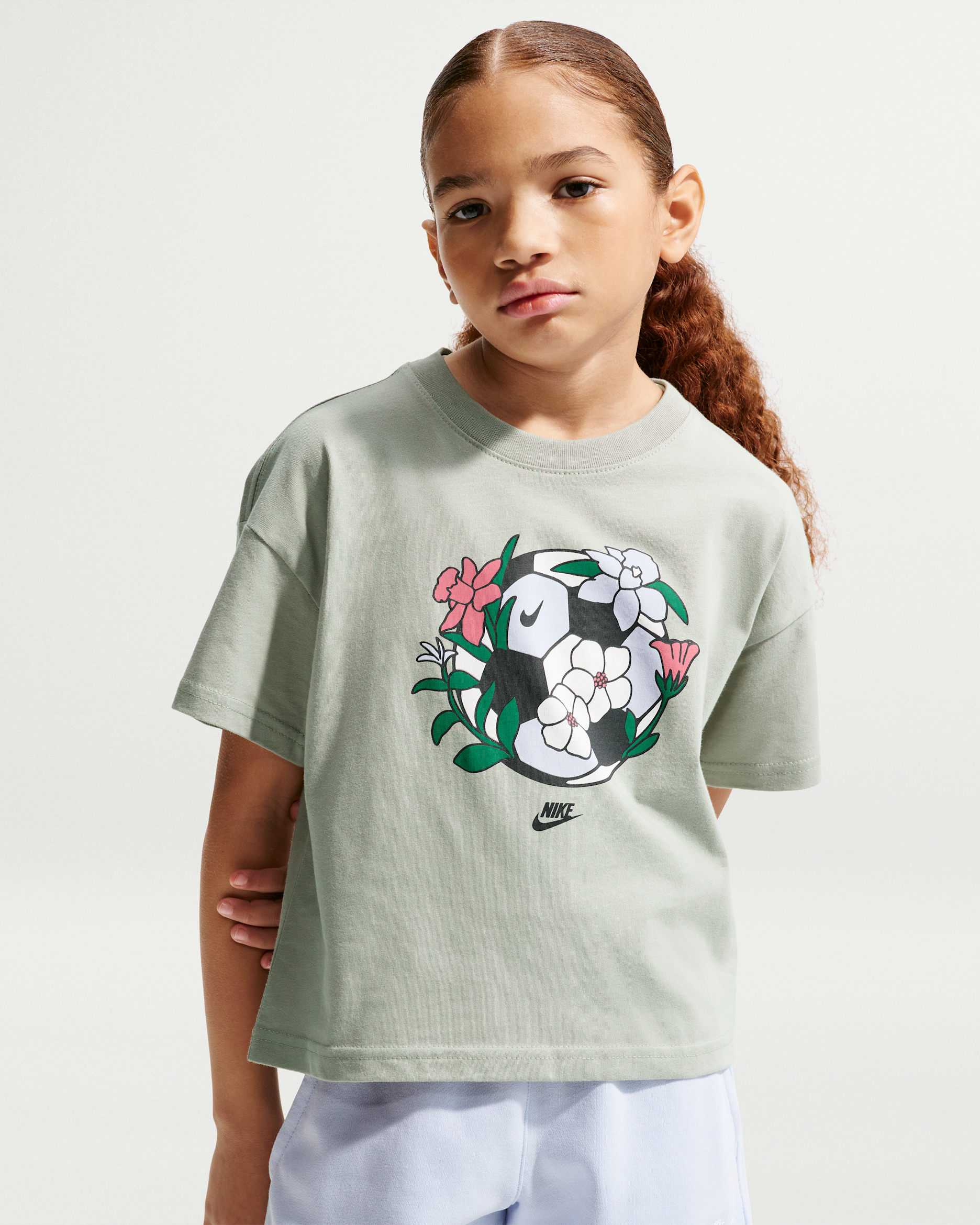 Nike Sportswear Essentials Big Kids' (Girls') Boxy T-Shirt - Spruce Fog