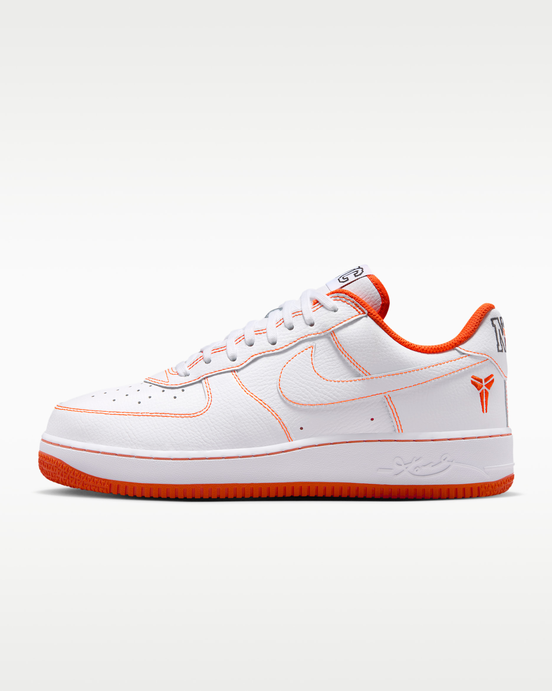 Tenis para hombre Nike Air Force 1 Low Protro - Blanco/Naranja seguridad/Blanco
