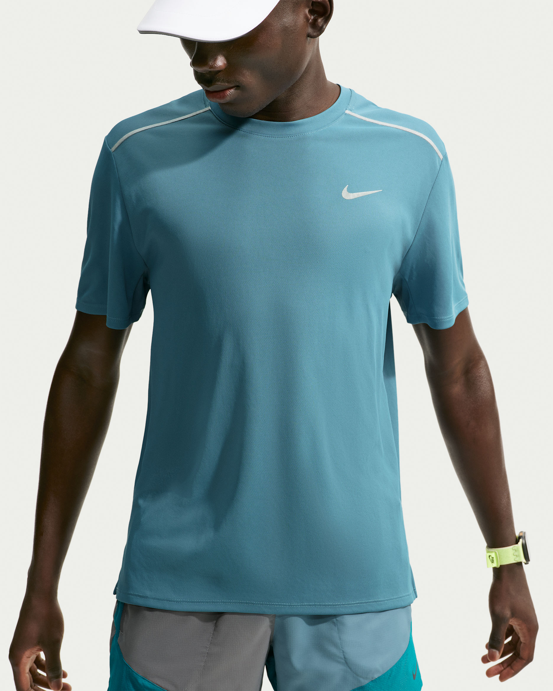 Playera de correr de manga corta Dri-FIT para hombre Nike Miler - Azul humeante