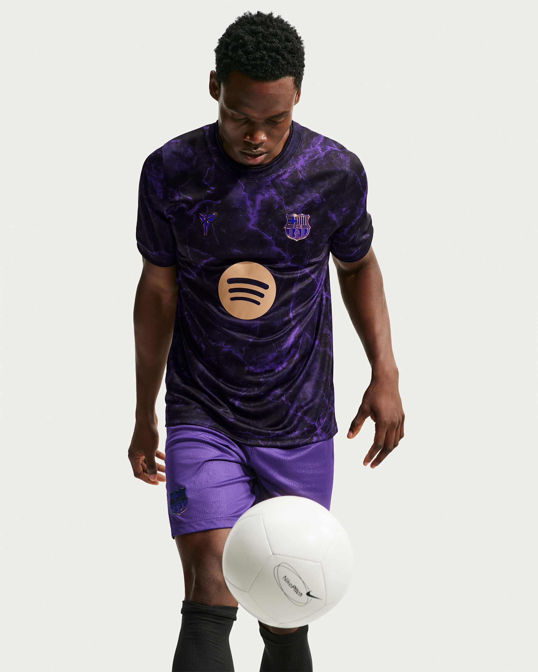 Segona equipació FC Barcelona Part superior de futbol per a abans del partit Kobe Dri-FIT - Home - Field Purple/Field Purple/Negre/Or metal·litzat