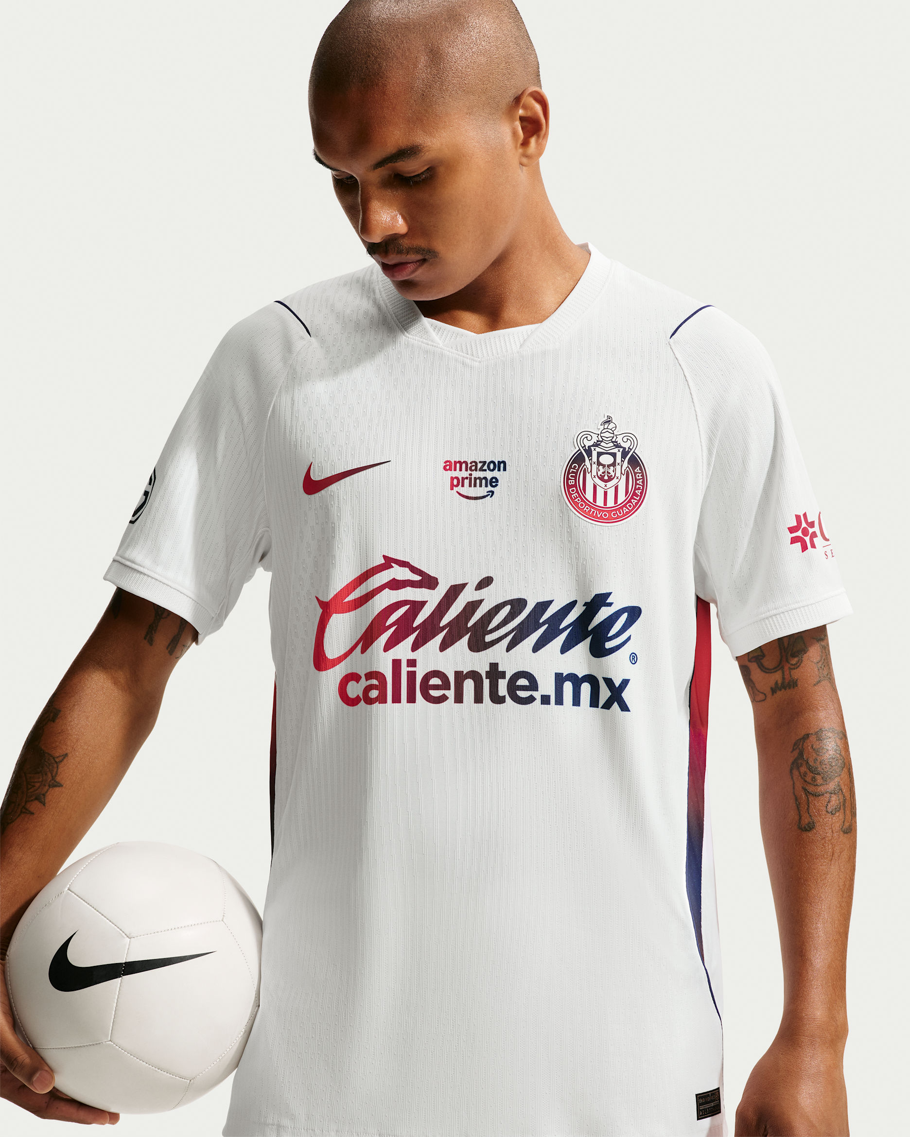 Jersey de futbol Nike Aero-FIT Authentic del C.D. Guadalajara visitante 2026/27 Match para hombre - Blanco/Azul fiel/Rojo velocidad