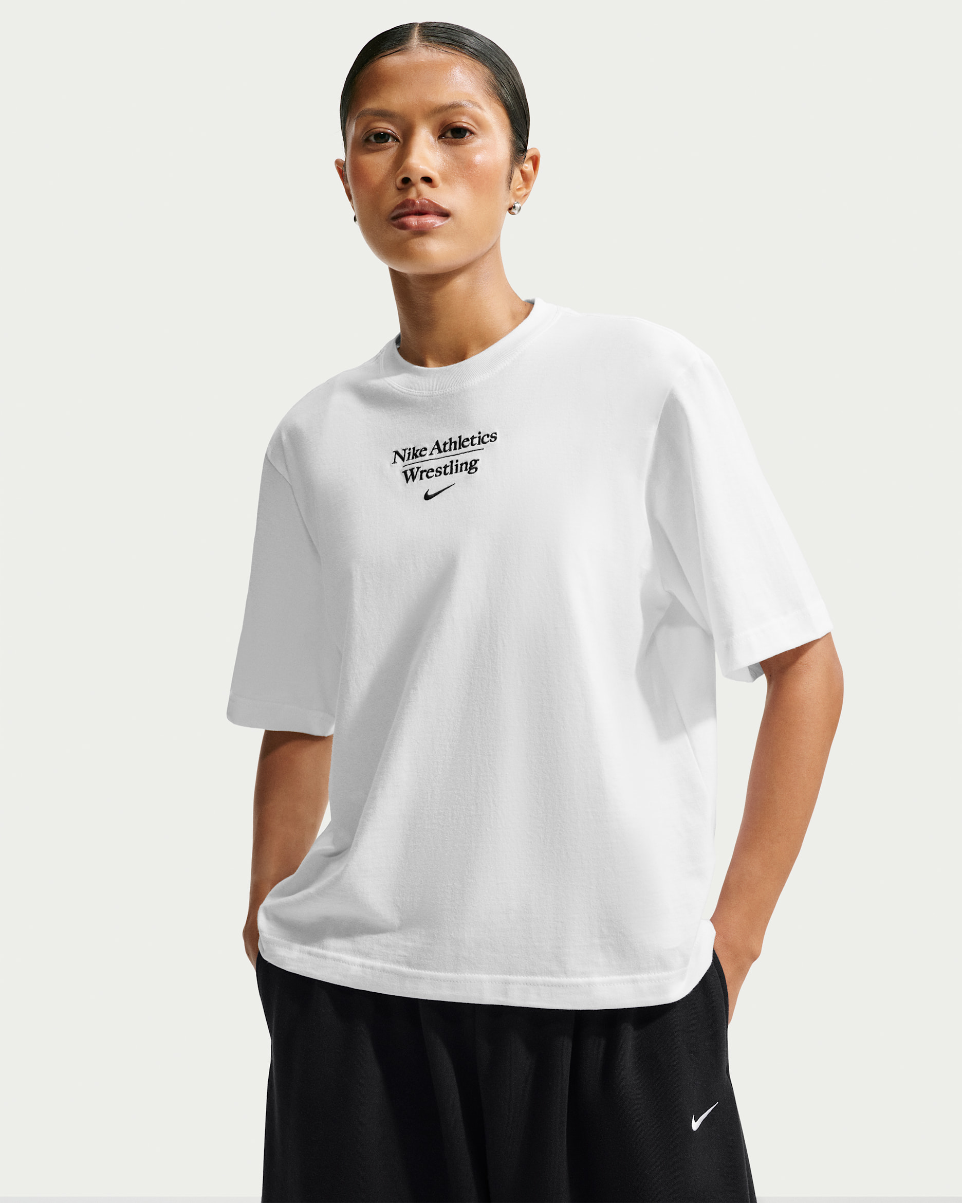 Playera de corte cuadrado para mujer Nike Wrestling - Blanco