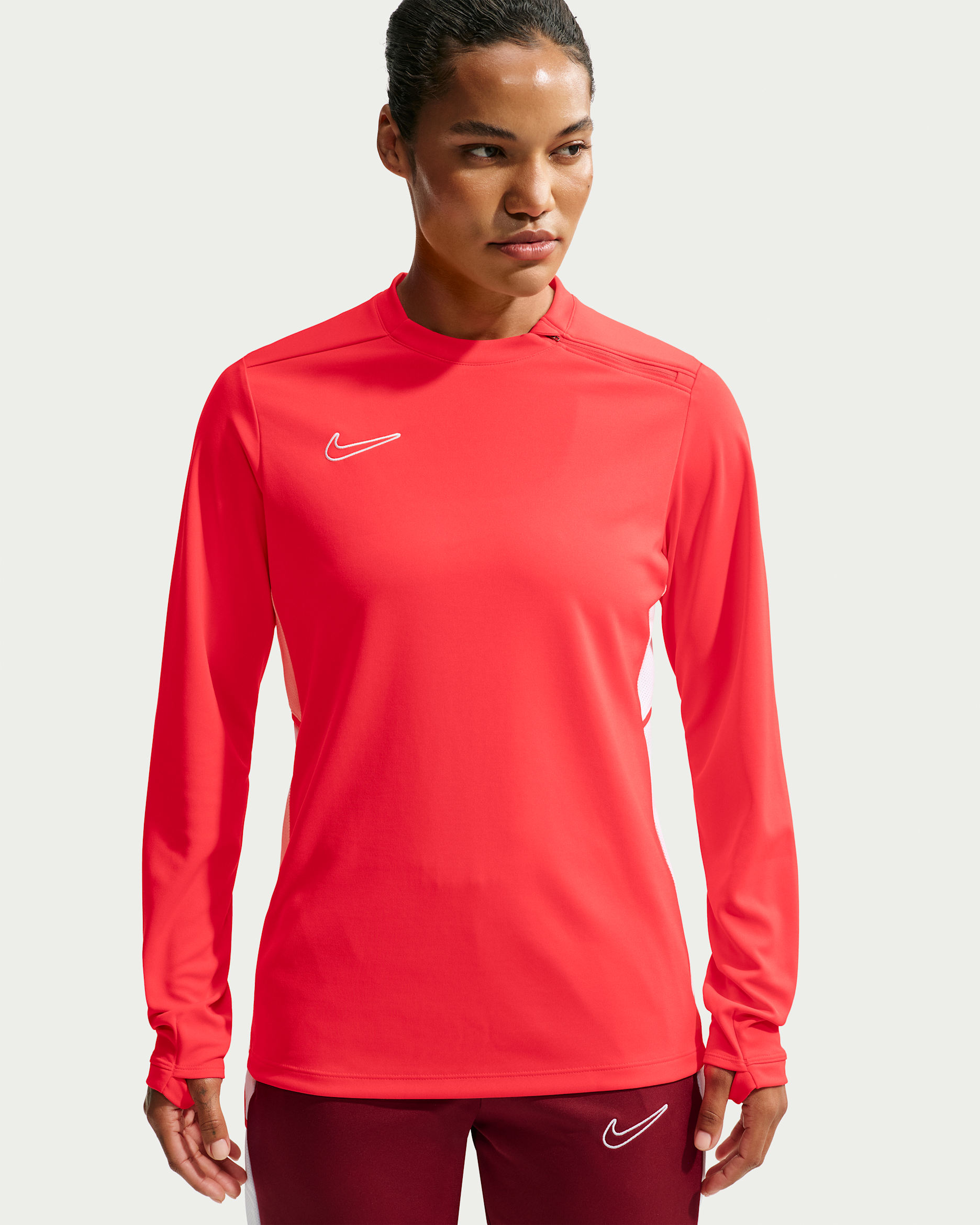 Maglia da calcio a girocollo a manica lunga Dri-FIT Nike Academy – Donna - Bright Crimson/Bright Crimson/Bianco/Bianco