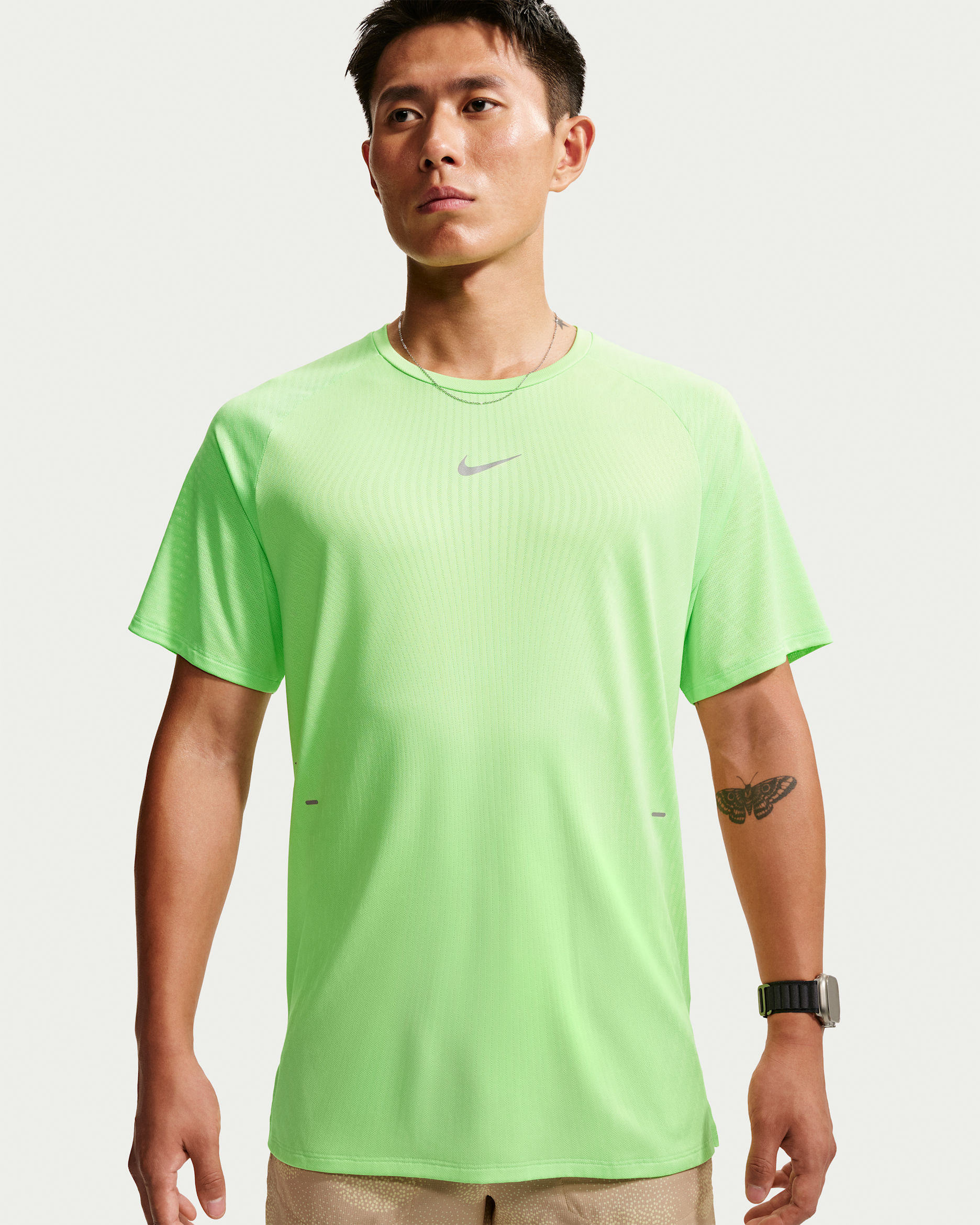 Nike Stride Men's Aero-FIT Short-Sleeve Running Top - Volt/Light Silver