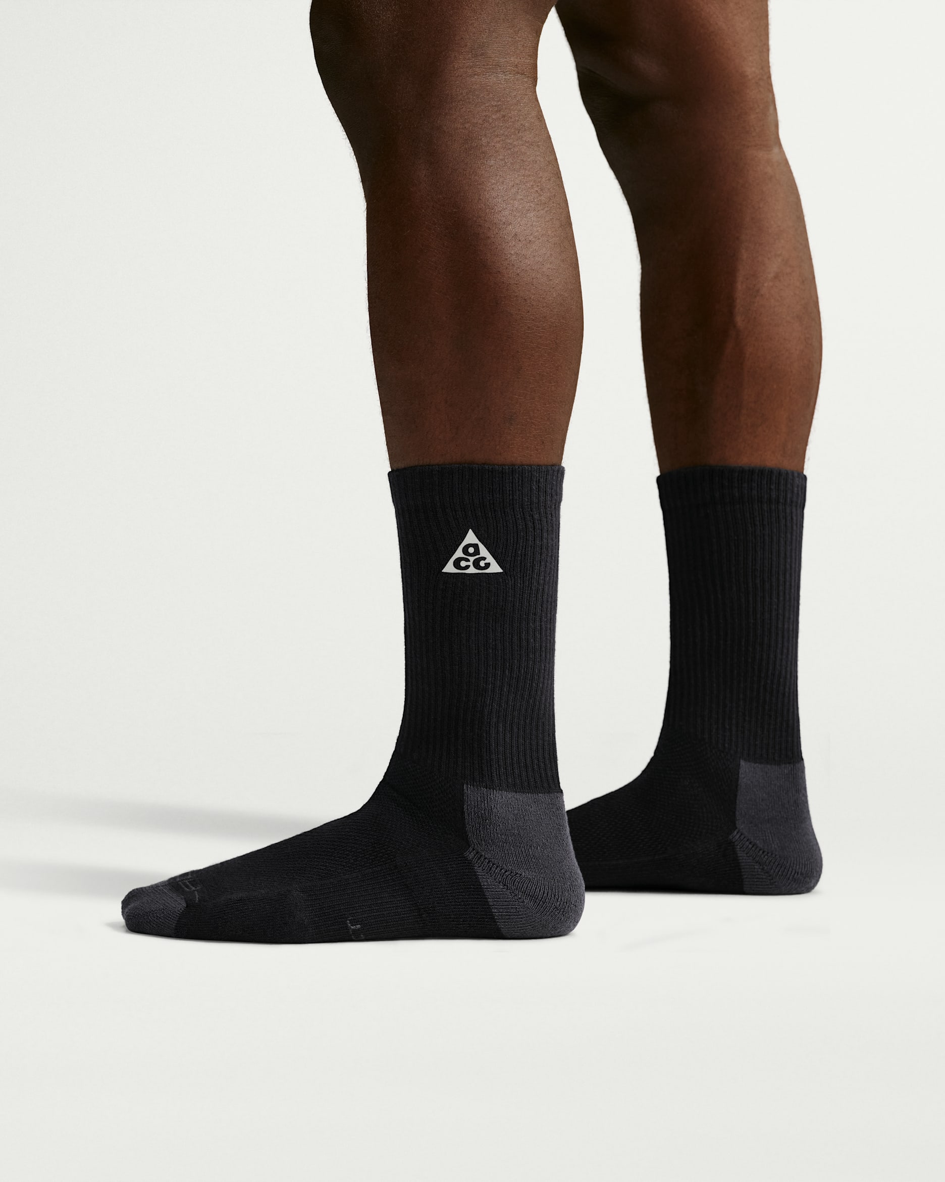 Nike ACG Everyday Elevated 中筒襪 (1 雙) - 黑色/Dark Smoke Grey