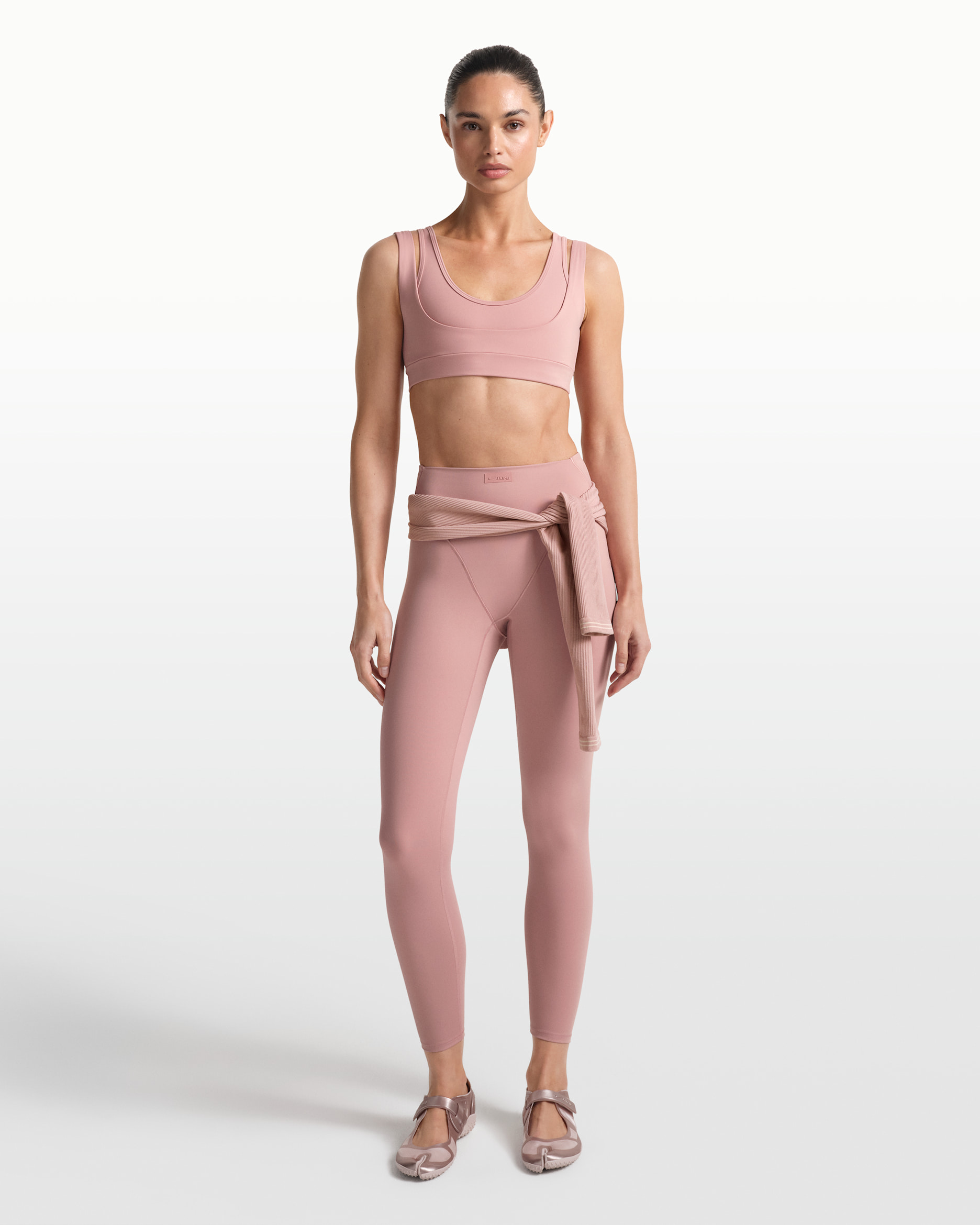 NikeSKIMS Matte Women's High-Waisted V-Line 26" Leggings - NSKM HIMALAYAN