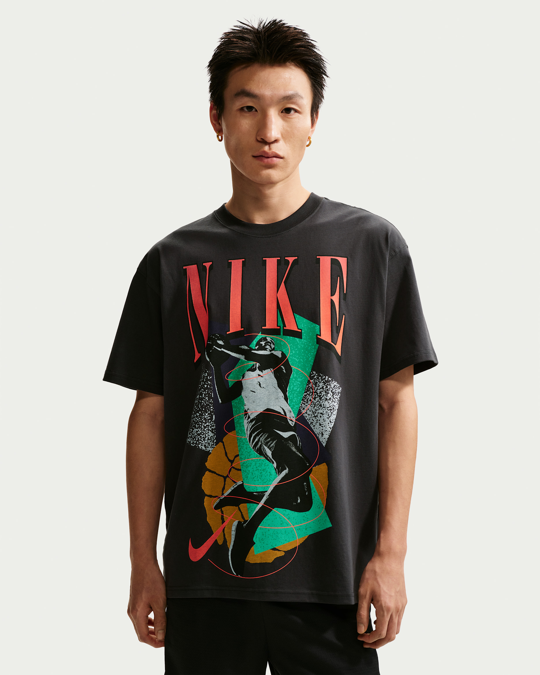 Nike Men's Basketball T-Shirt - Off-Noir