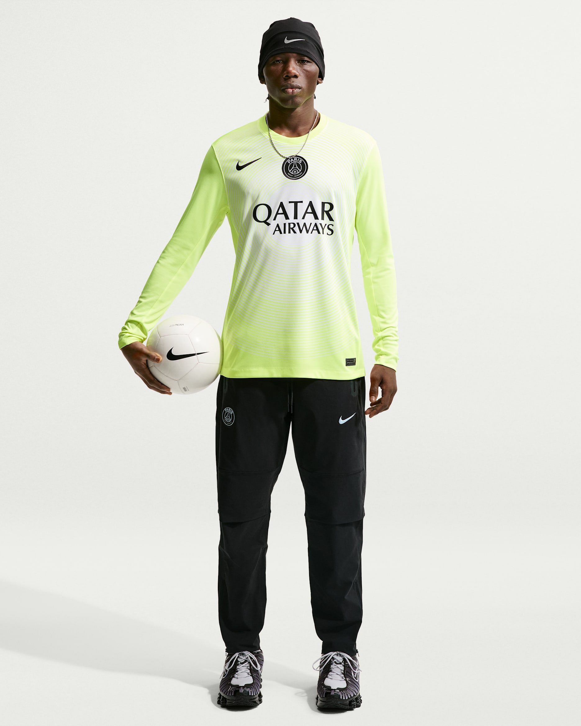 Paris Saint-Germain Tech Nike Fußballhose aus Webmaterial (Herren) - Schwarz/Weiß