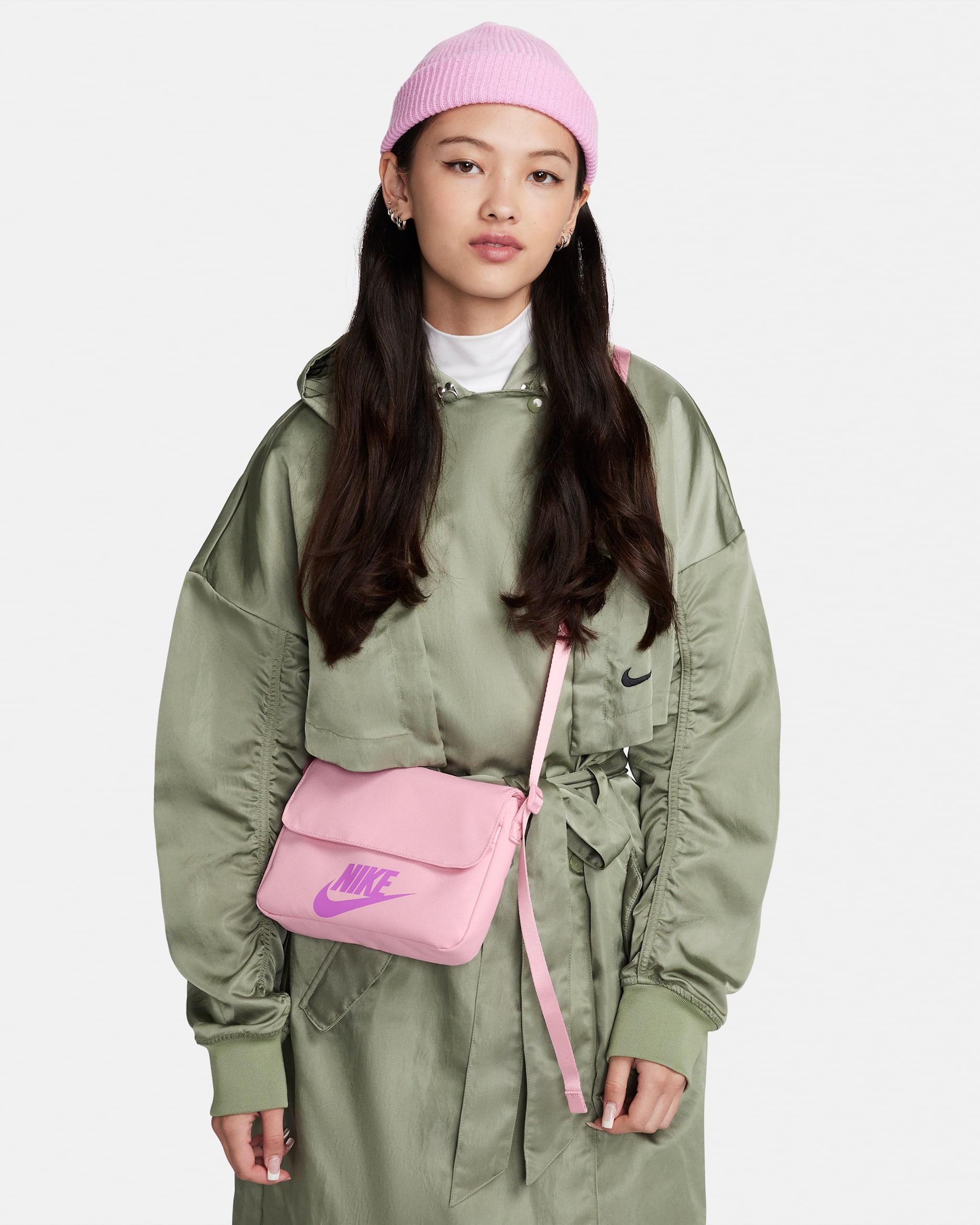 Nike Sportswear 女款 Futura 365 斜背包 (3 公升) - Medium Soft Pink/Medium Soft Pink/Fuchsia Dream