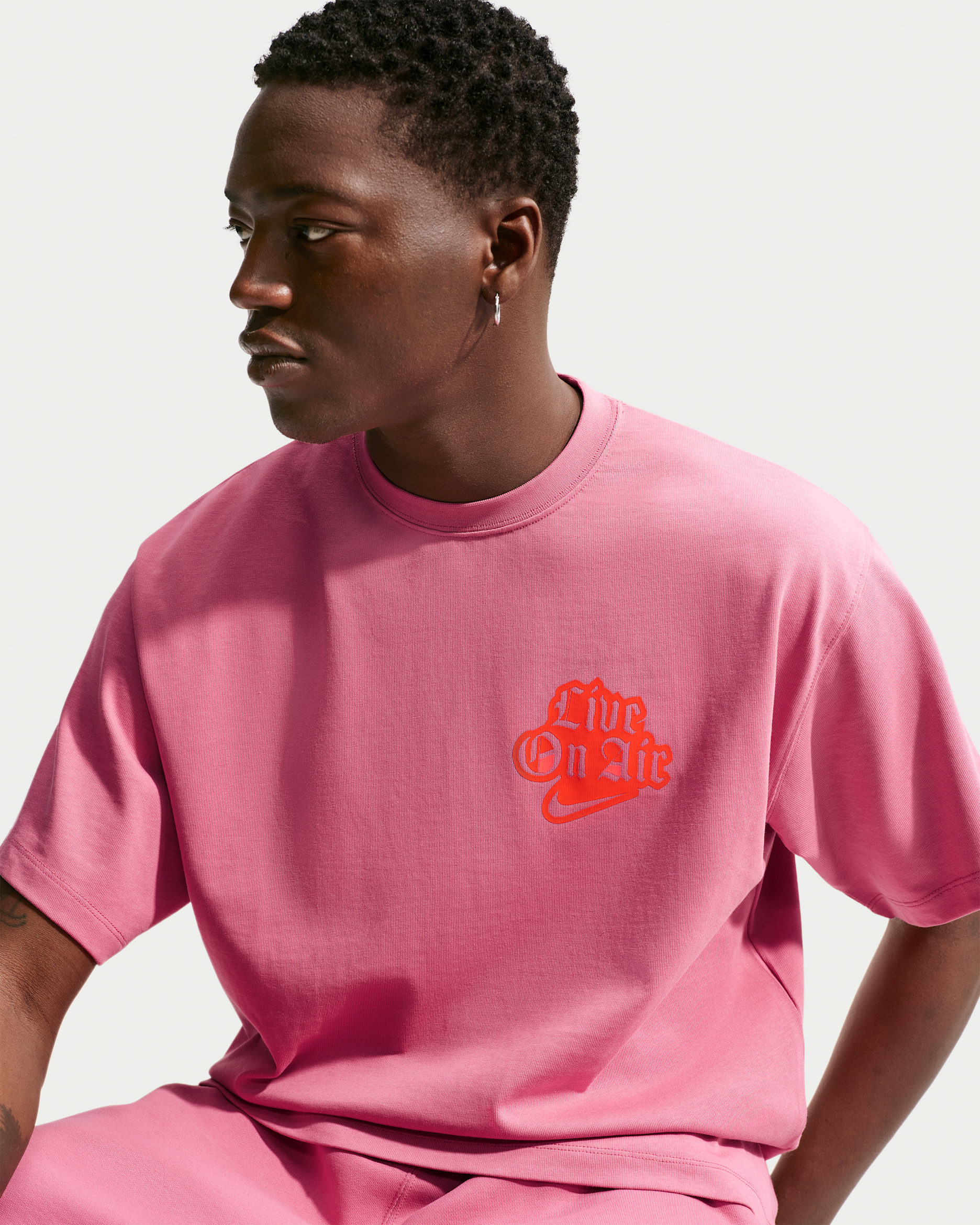 Pánské tričko Nike Solo Swoosh - Peony