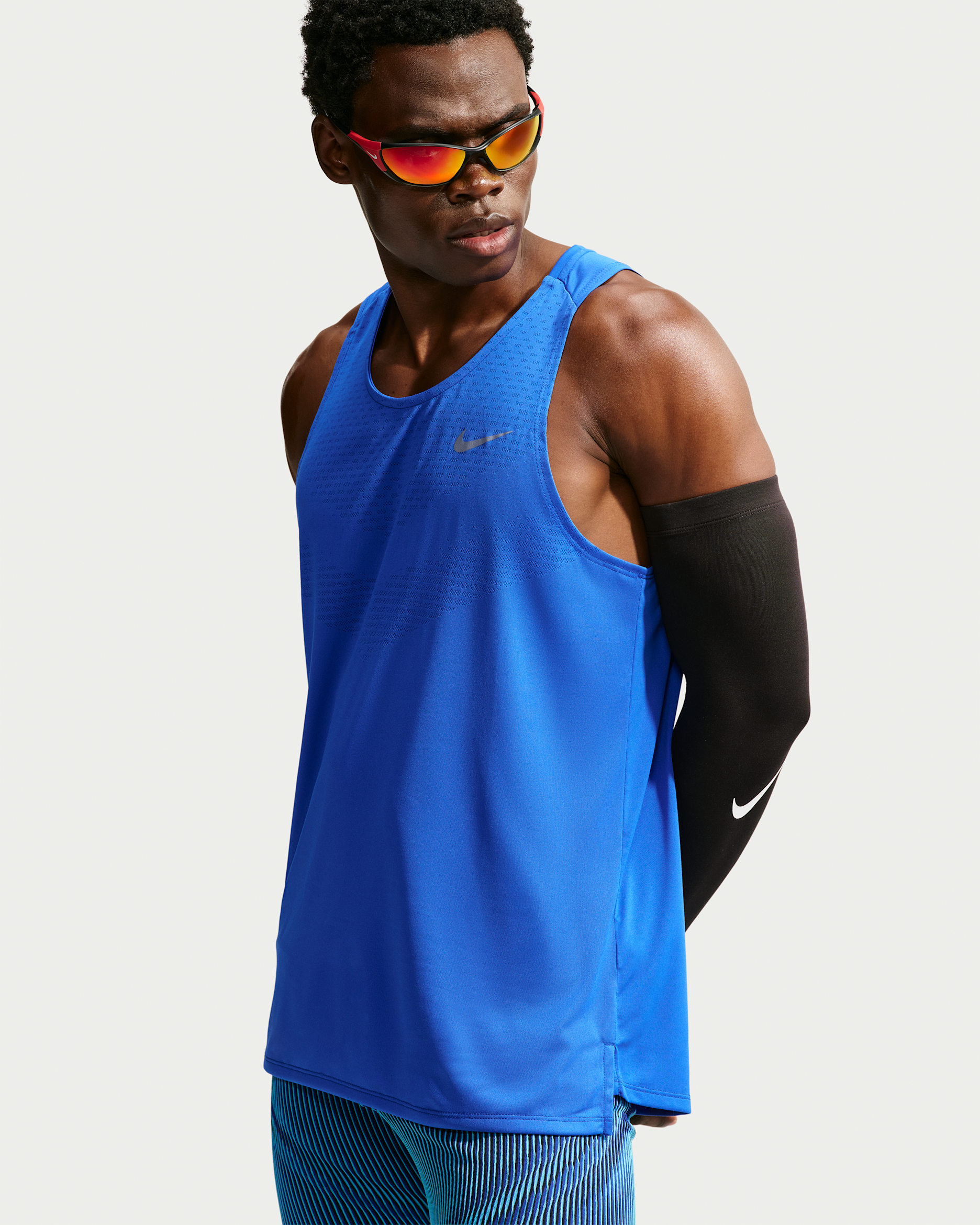 Nike Stride Men's Dri-FIT ADV Running Tank Top - Hyper Royal