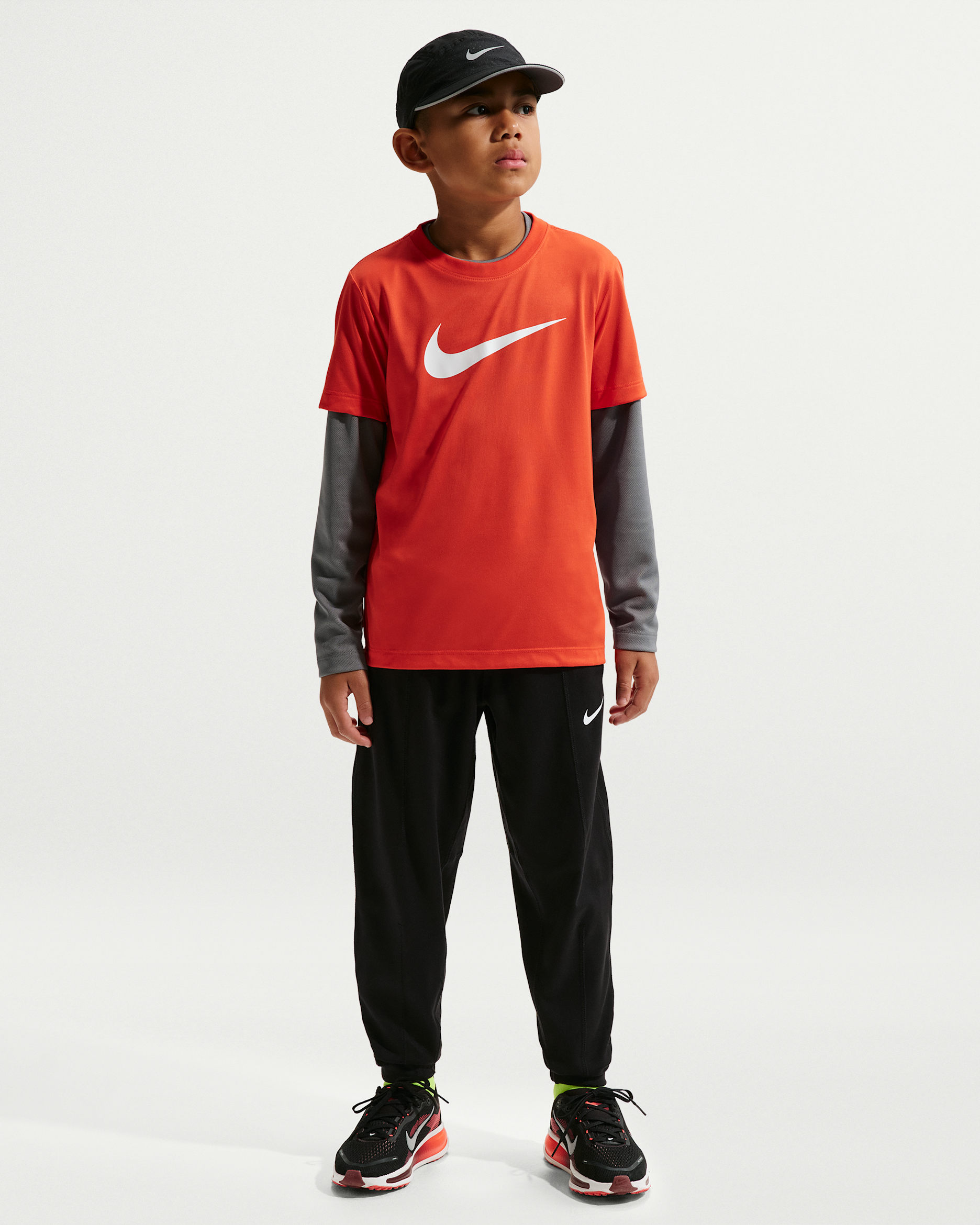 Nike Pro Dri-FIT polárnadrág nagyobb gyerekeknek (fiúknak) - Fekete/Smoke Grey/Fehér
