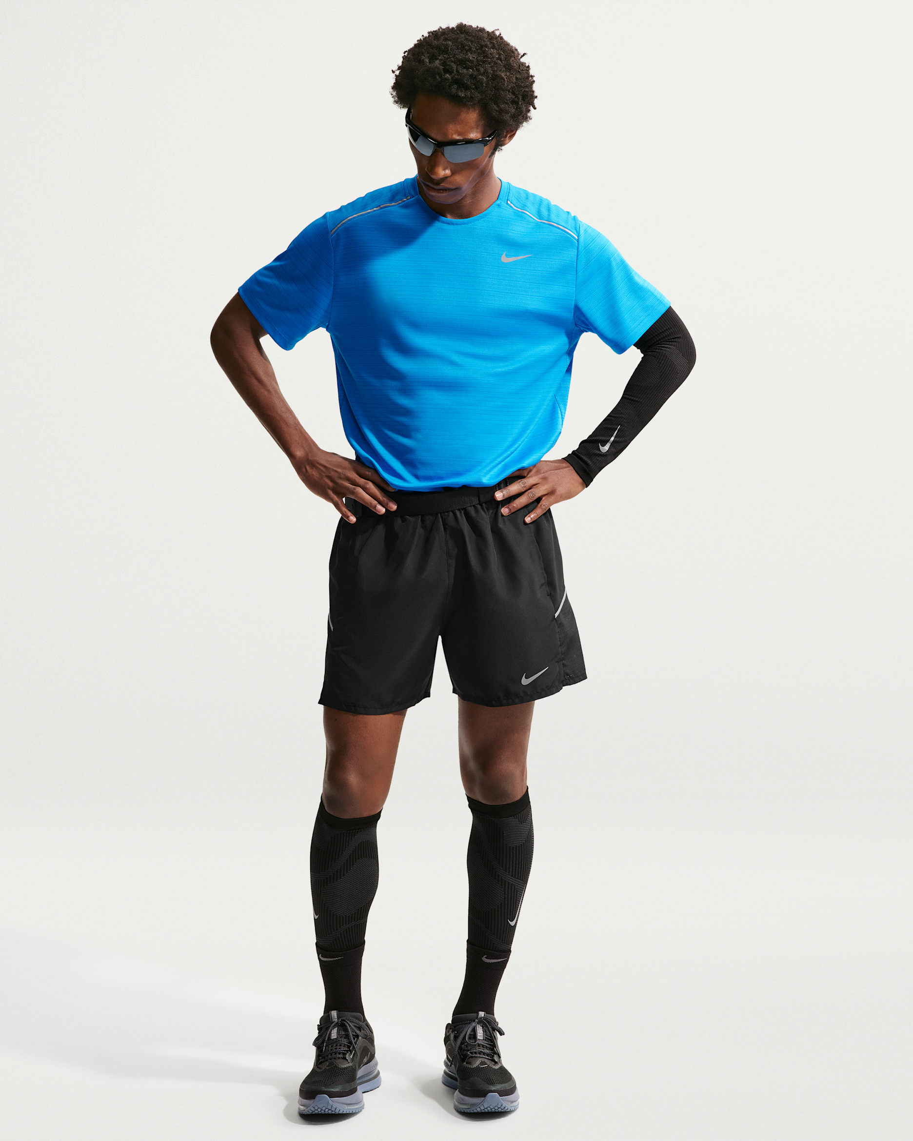 Shorts de correr Dri-FIT con forro de ropa interior de 13 cm para hombre Nike Miler - Negro/Negro