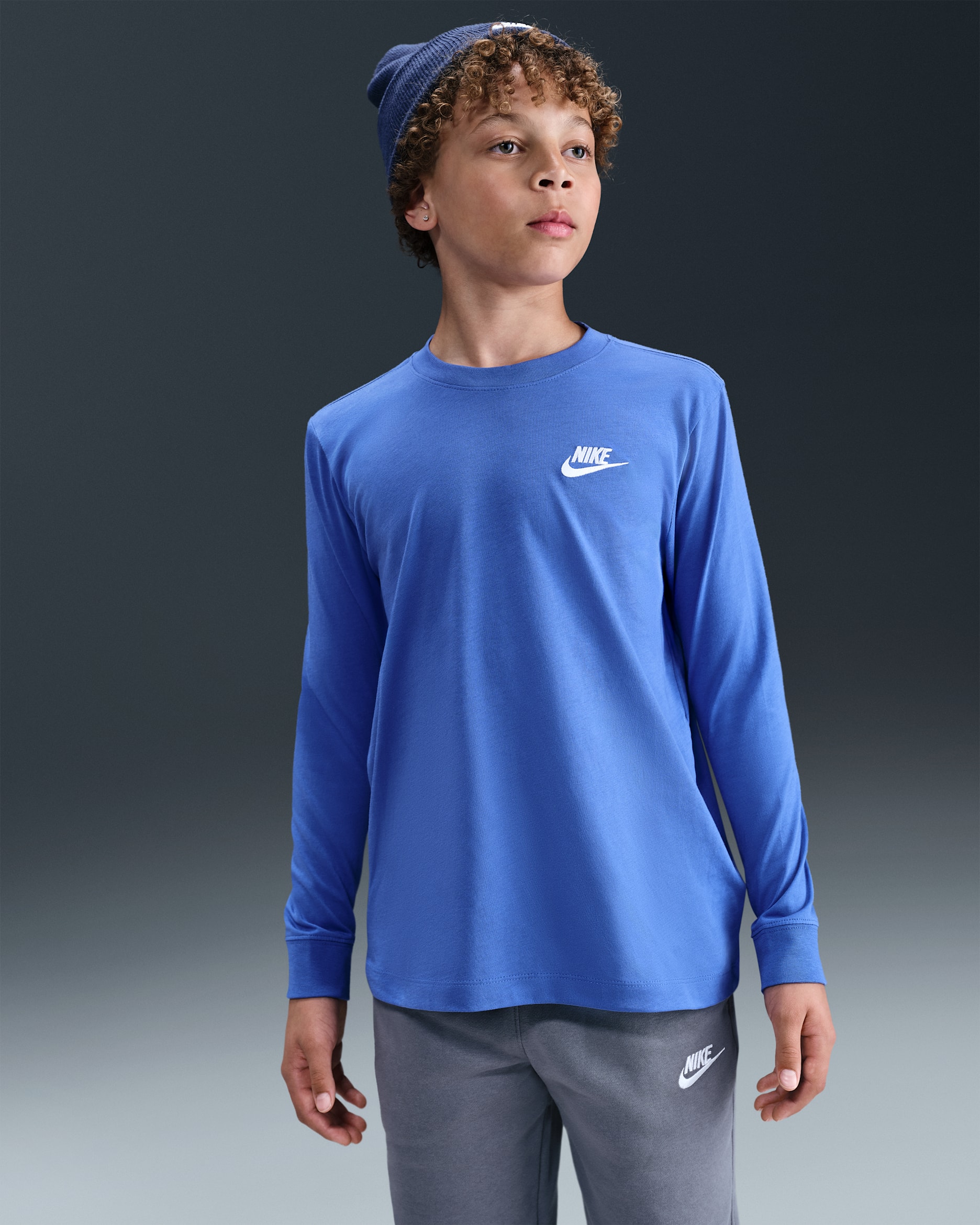 Playera de manga larga para niños grandes Nike Sportswear - Azul cometa
