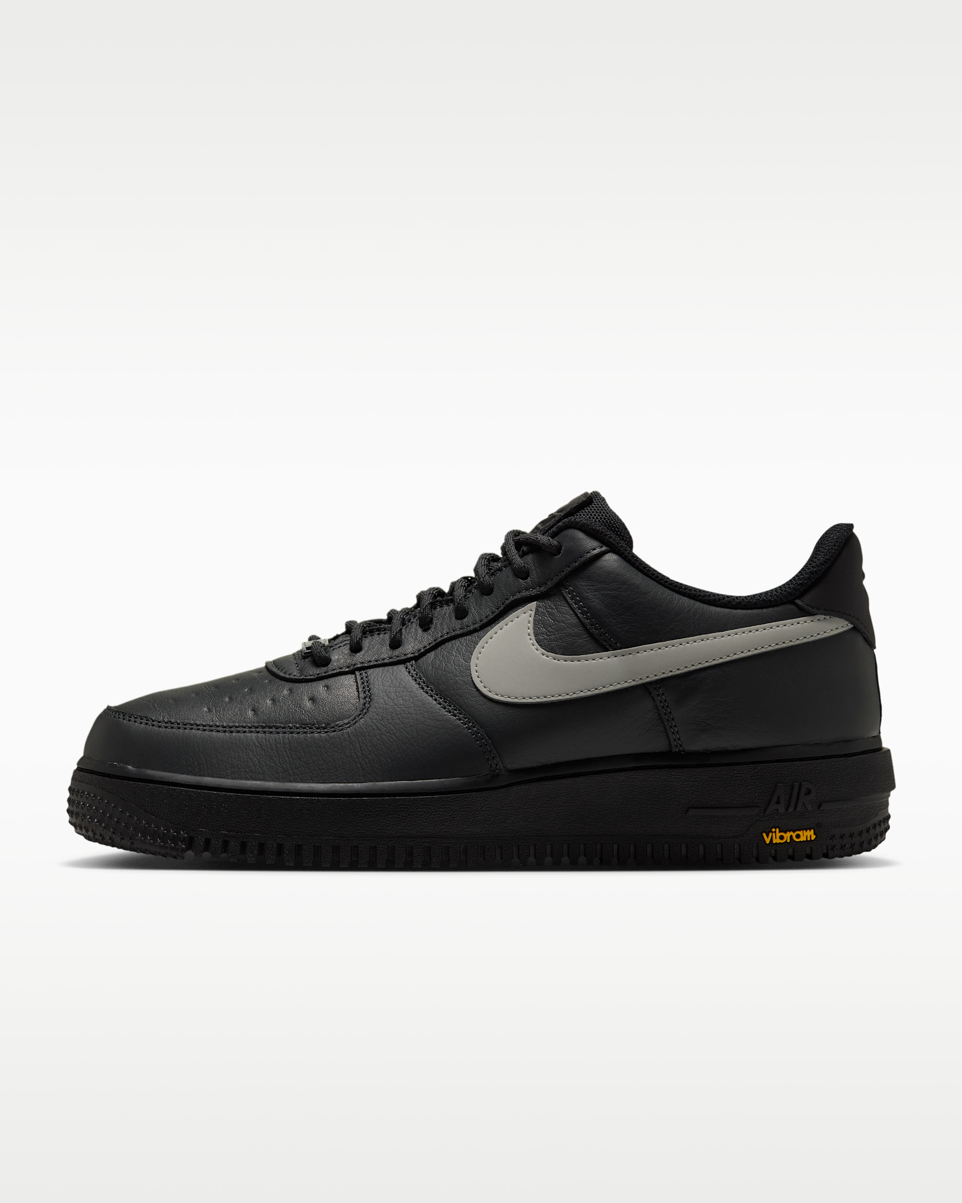 Air Force 1 GORE-TEX Vibram Men's Shoes - Black Pine/Black/Pink Foam/Tech Grey