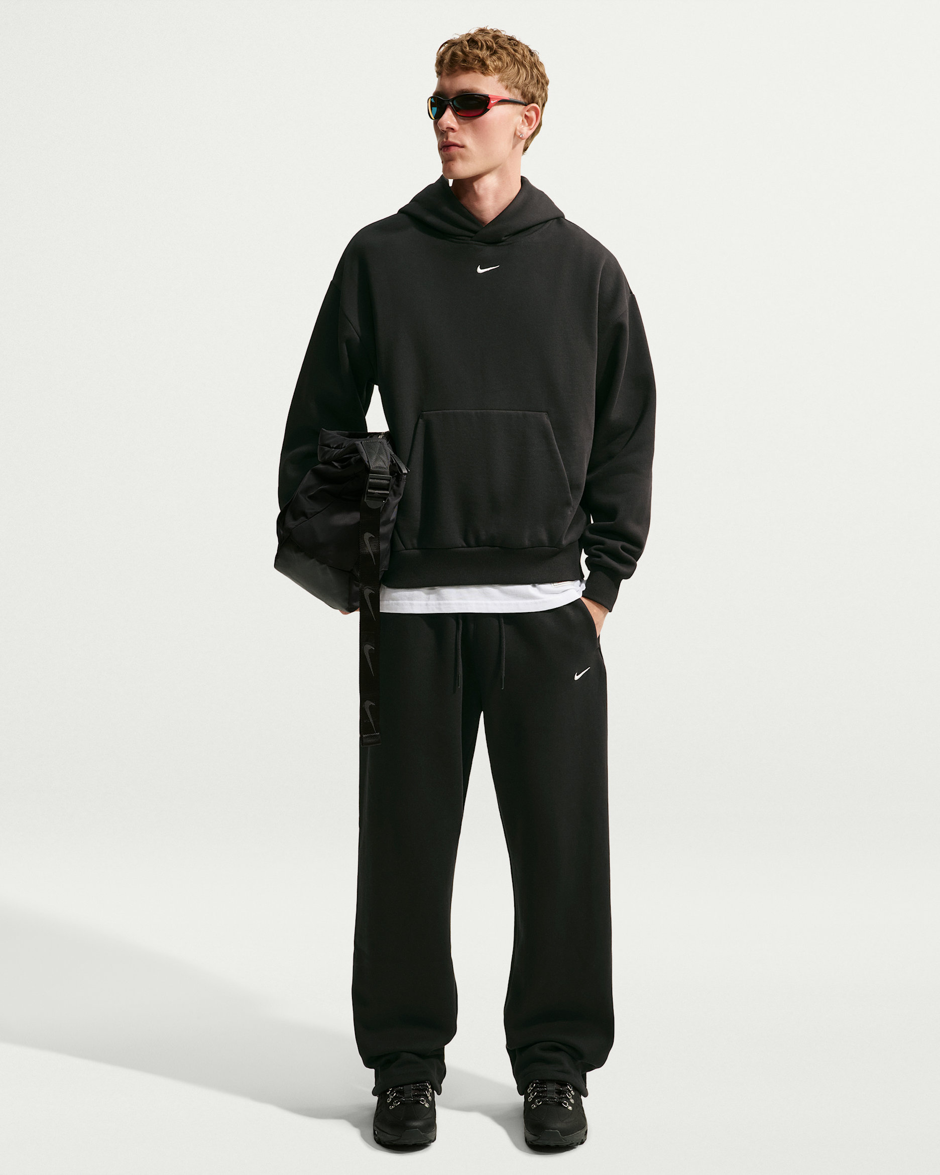 Pants con cordón elástico para hombre Nike Solo Fleece - Total Black/Vela