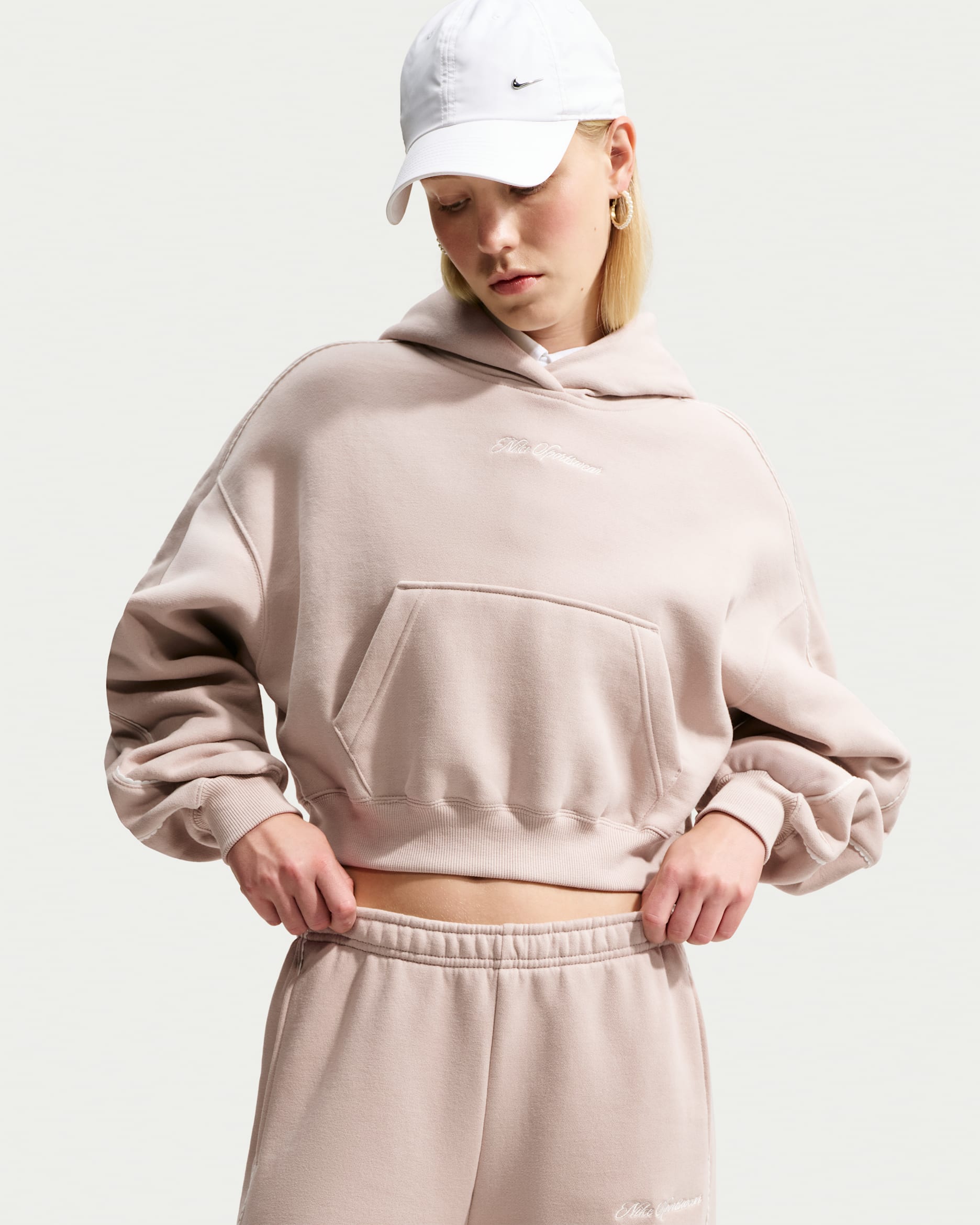 Nike Studio Fleece Medium Weight Women's Cropped Pullover Hoodie - Cream II/Sail/Cream II