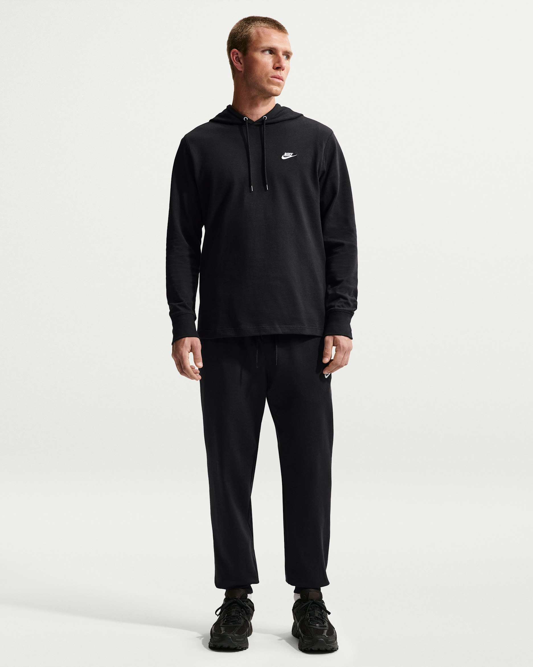 Nike Club Men's Knit Joggers - Black/White