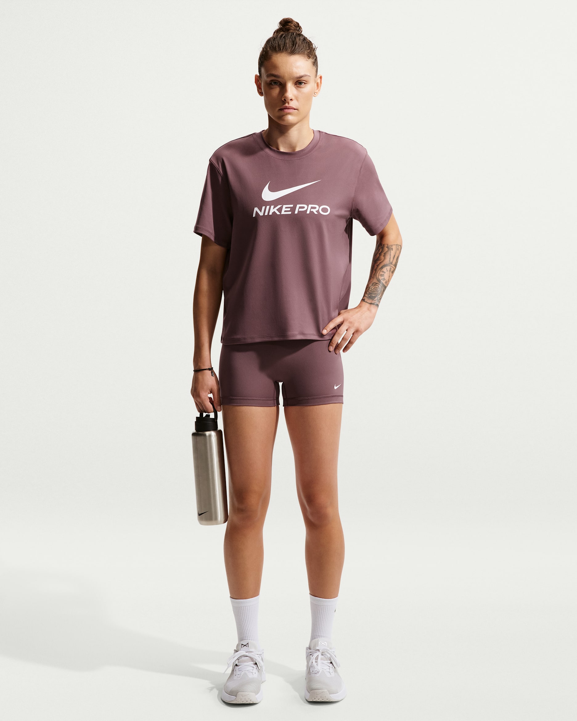 Nike Pro Women's Mid-Rise 7.5cm (approx.) Biker Shorts - Tattoo/White
