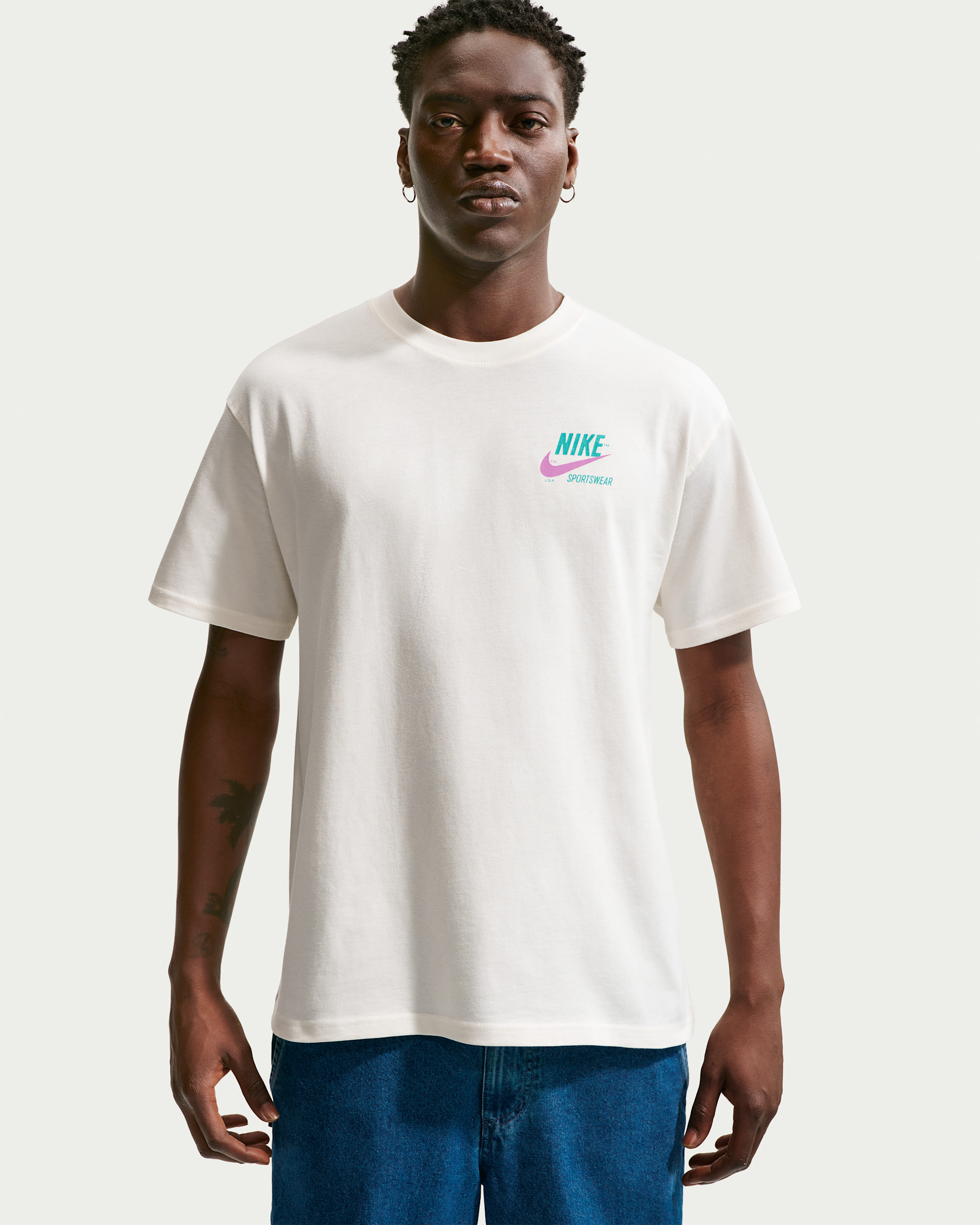 Nike Sportswear Men's T-Shirt - Sail