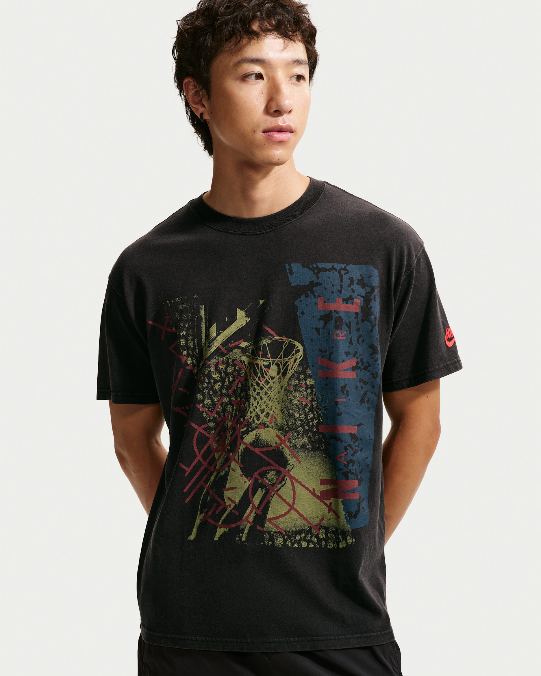 เสื้อยืดบาสเก็ตบอลผู้ชาย Nike - ดำ