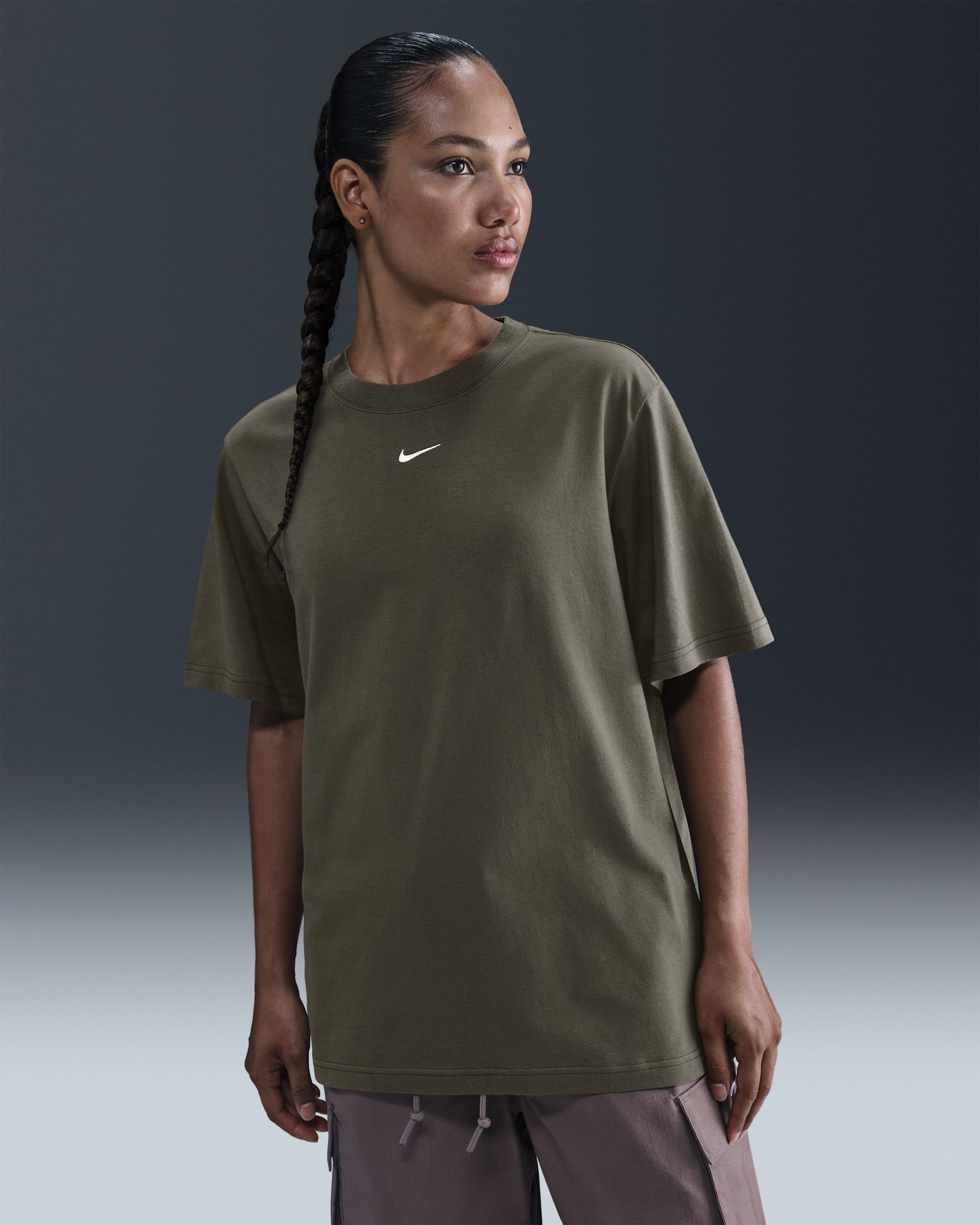 Nike Sportswear Essential Women's T-Shirt - Medium Olive