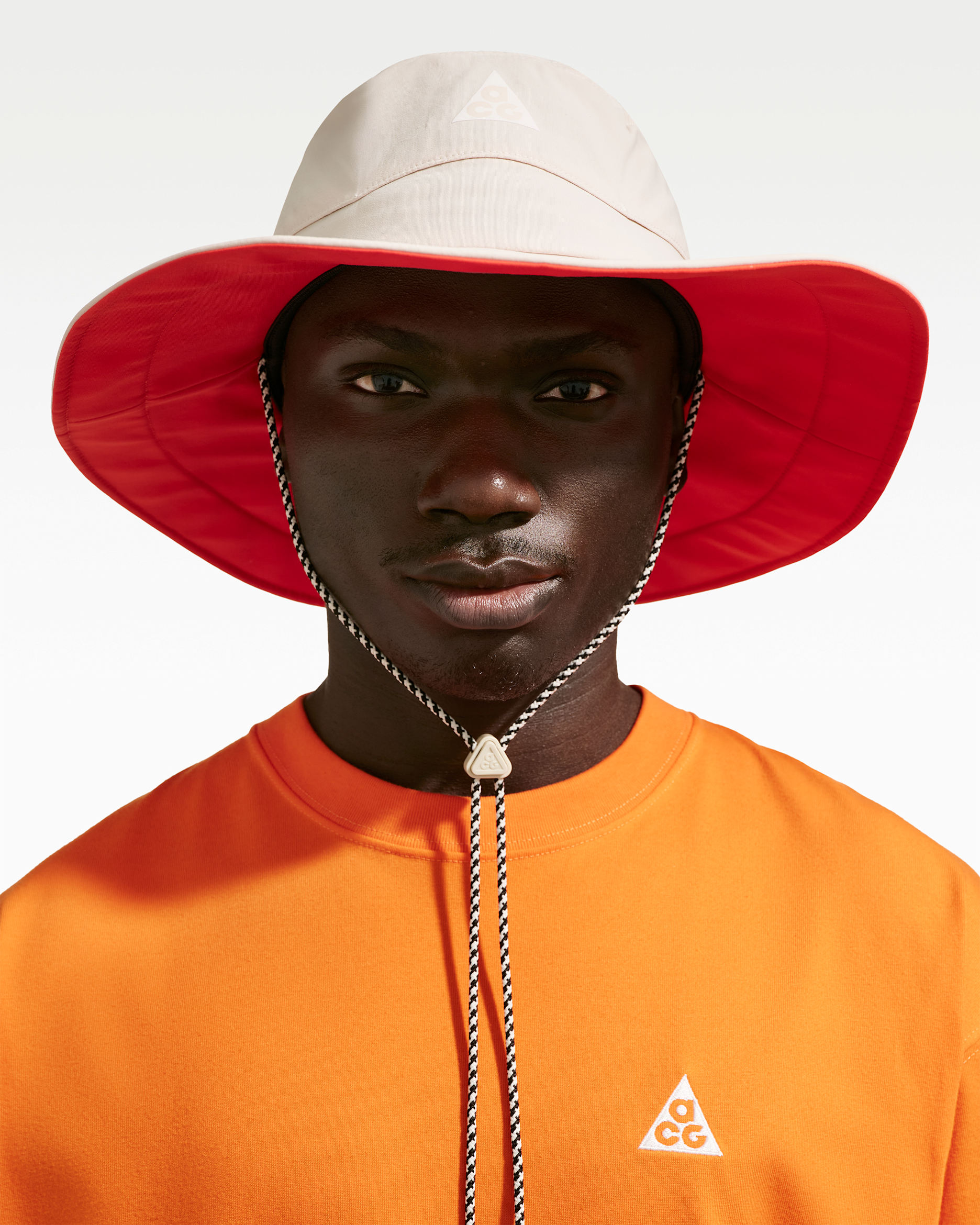 Nike ACG Apex Bucket Hat - Light Orewood Brown/Light Crimson
