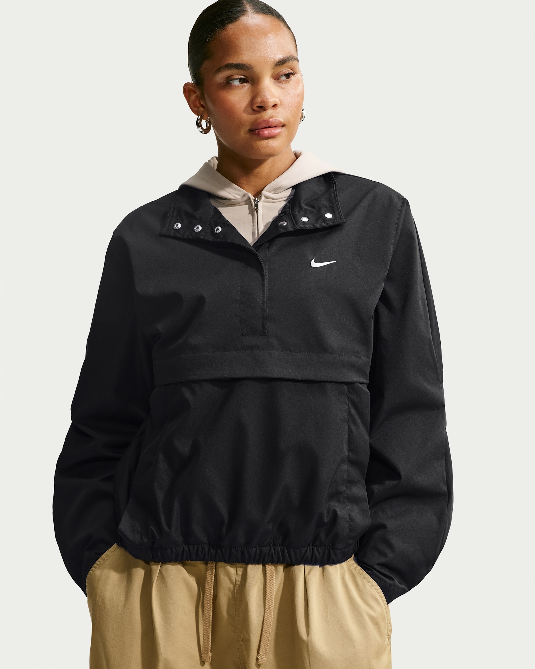 Nike Sportswear Women's Loose 1/4-Press-Stud Jacket - Black/Sail