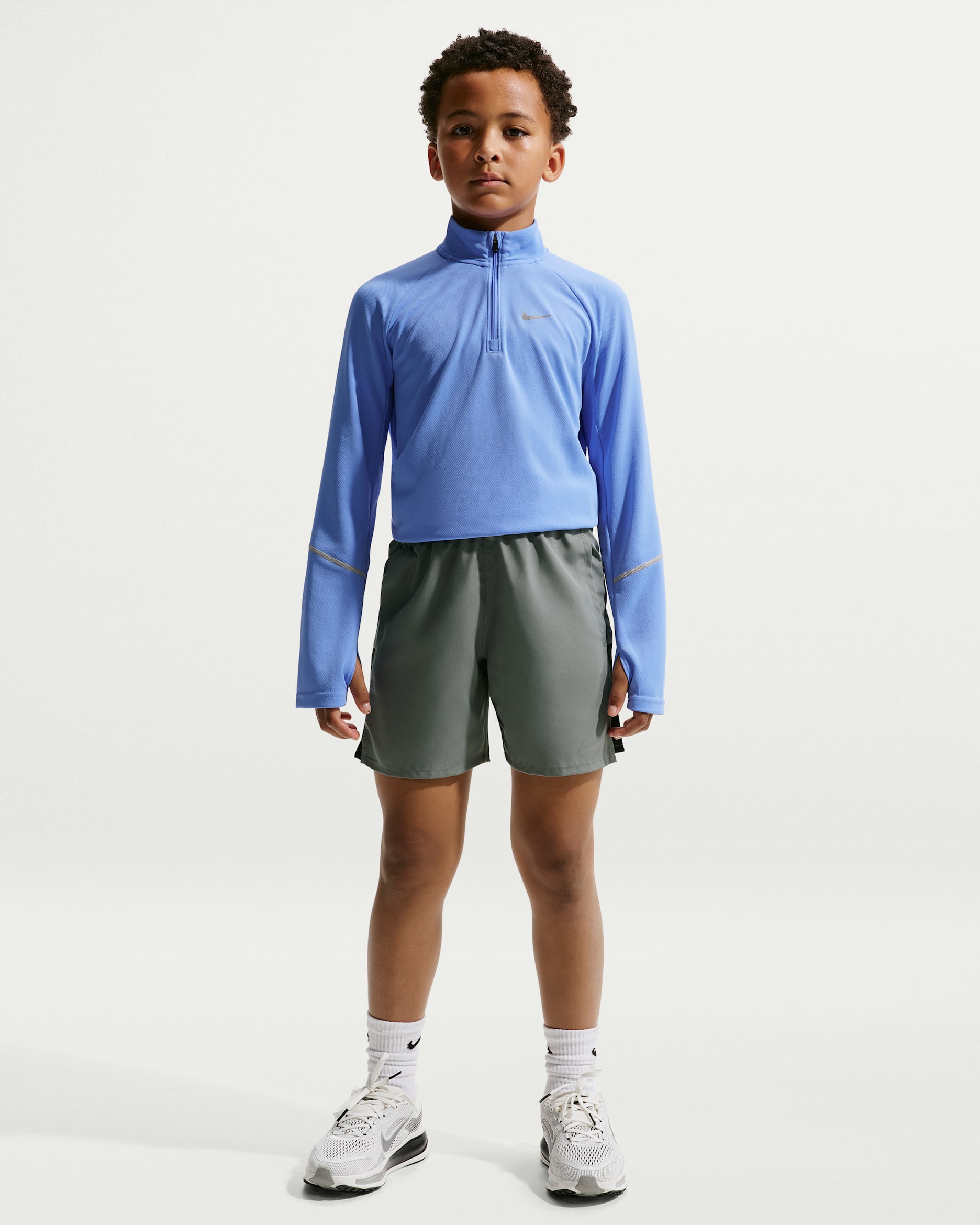 Vävda shorts Nike Challenger för ungdom (killar) - Smoke Grey/Svart