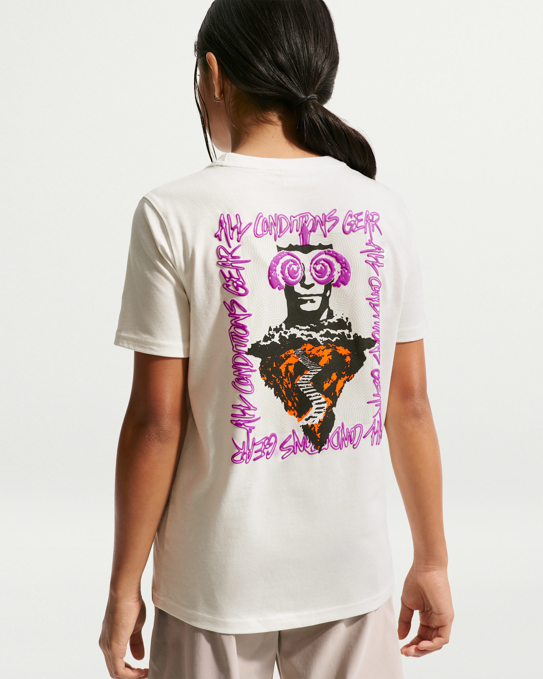 ACG Big Kids' Dri-FIT Head in the Clouds T-Shirt - Summit White