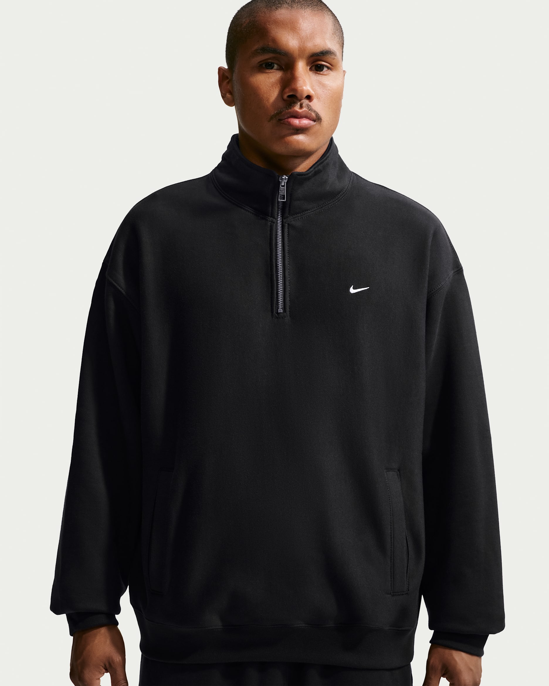 Nike Solo Swoosh negyedcipzáras férfi polárfelső - Fekete/Fekete/Fehér