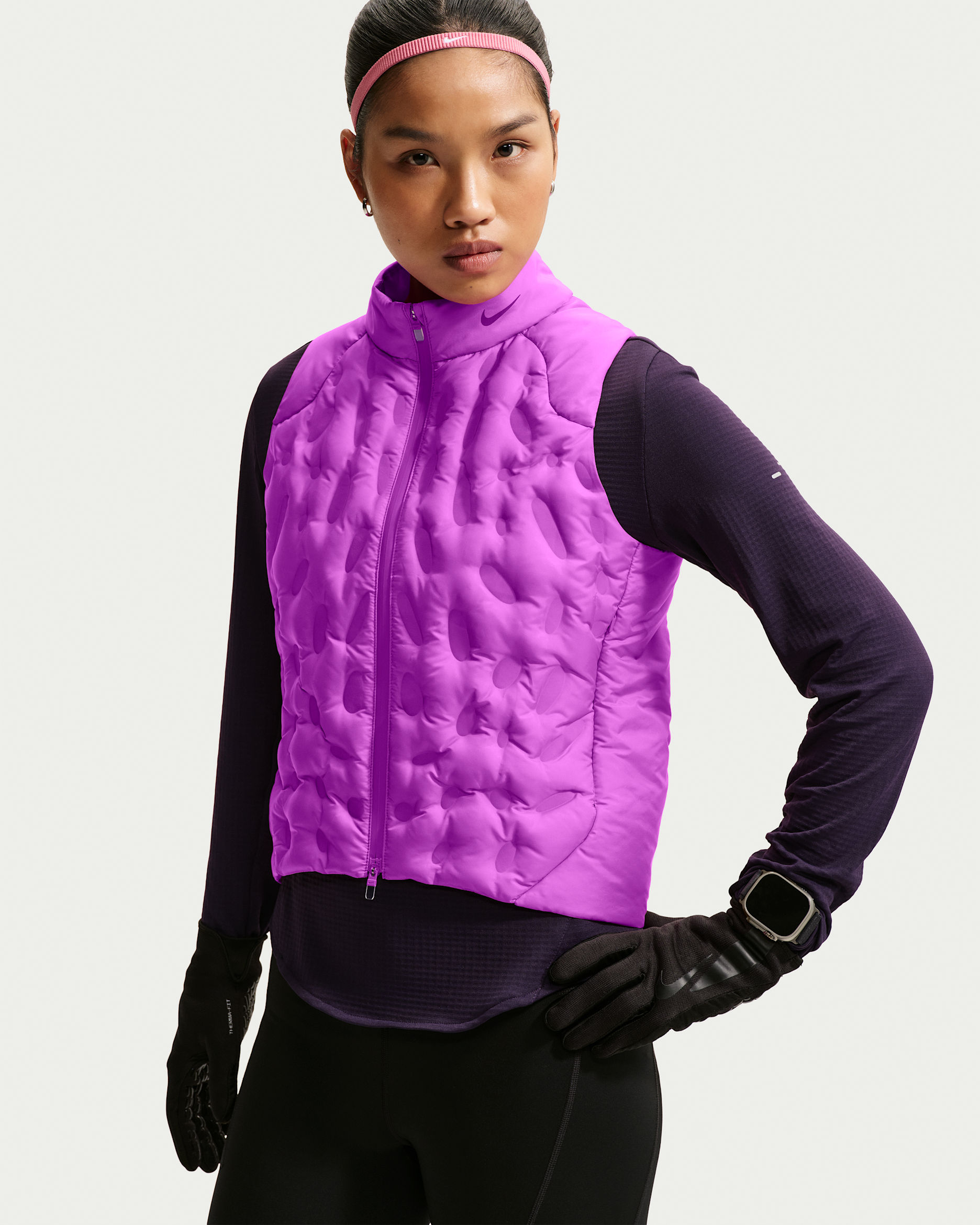 Nike AeroLoft Therma-FIT ADV Repel hardloopbodywarmer voor dames - Vivid Purple