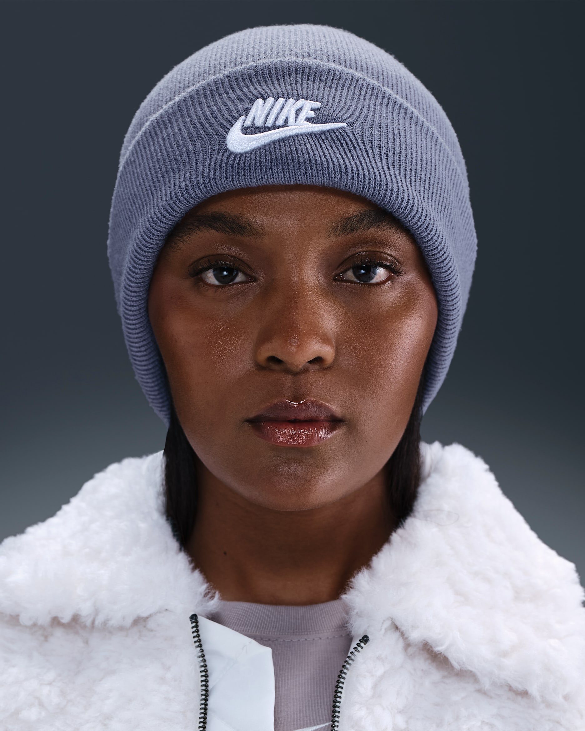 Nike Peak Futura Beanie - World Indigo/White