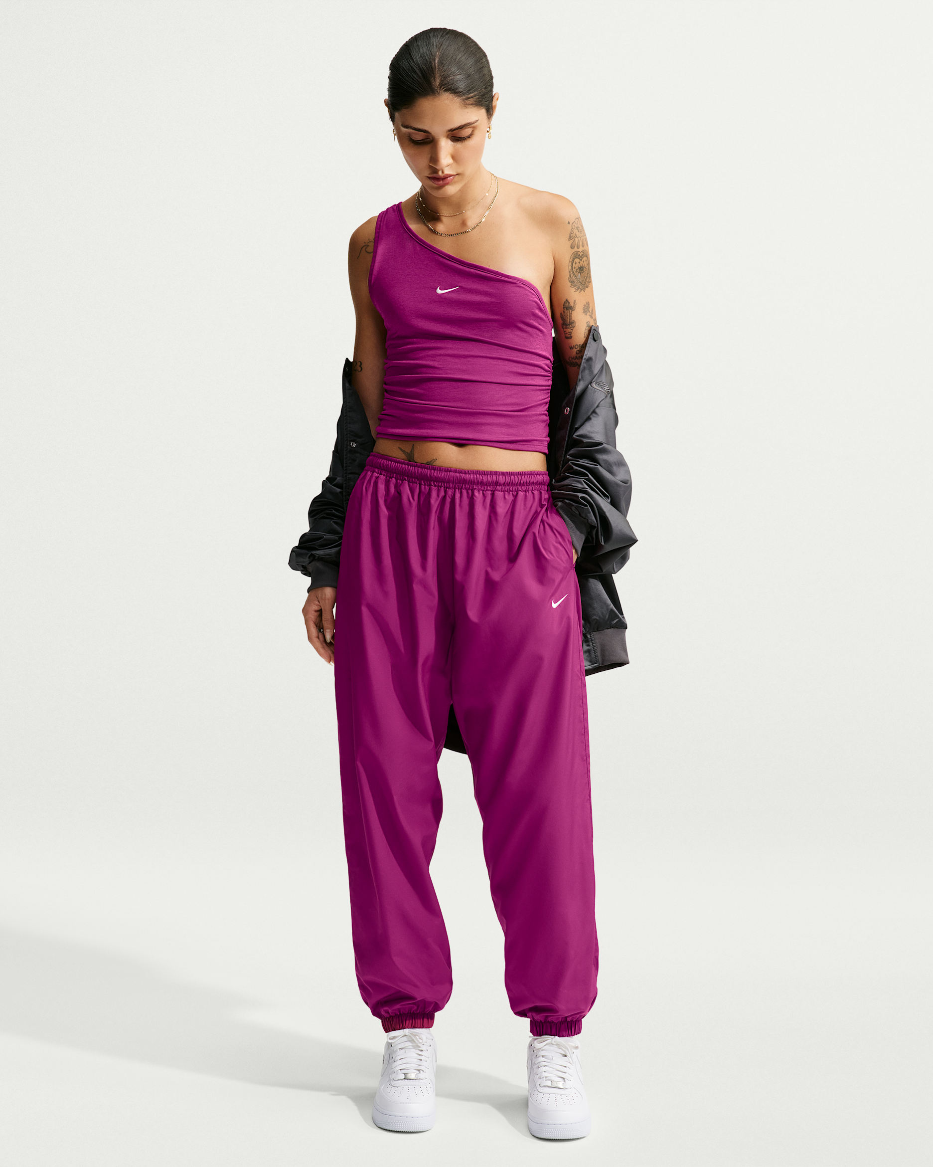 Nike Sportswear Women's Loose Mid-Rise UV Joggers - True Berry/Sail