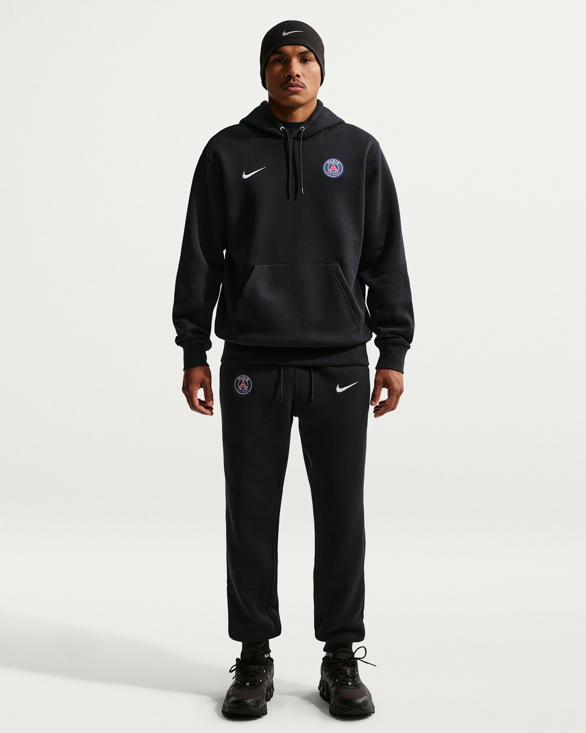 Men's Club Men's Nike Soccer Joggers - Black/White