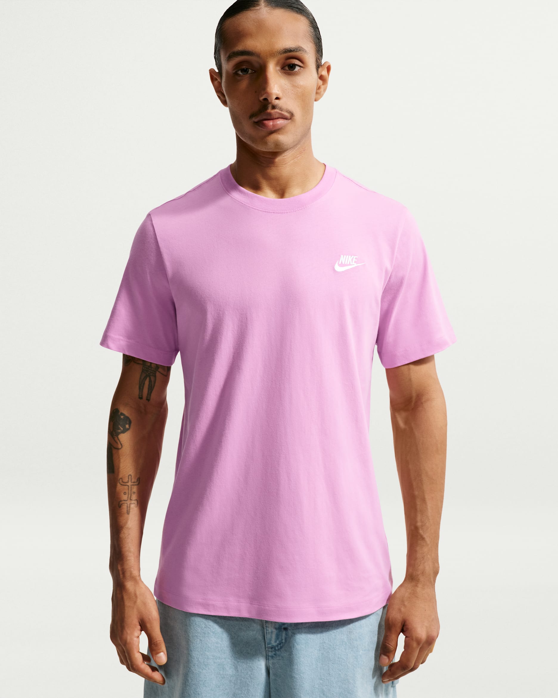 Nike Sportswear Club Men's T-Shirt - Light Magenta