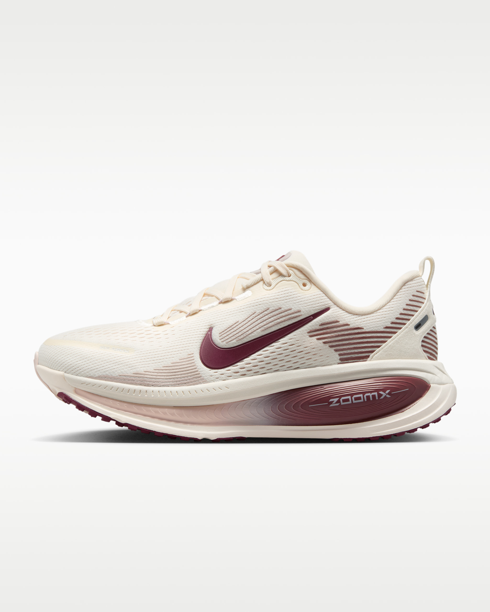 Tenis de correr en pavimento para mujer Nike Vomero 18 - Marfil pálido/Rojo sepia/Rojo sedimento/Rojo team oscuro