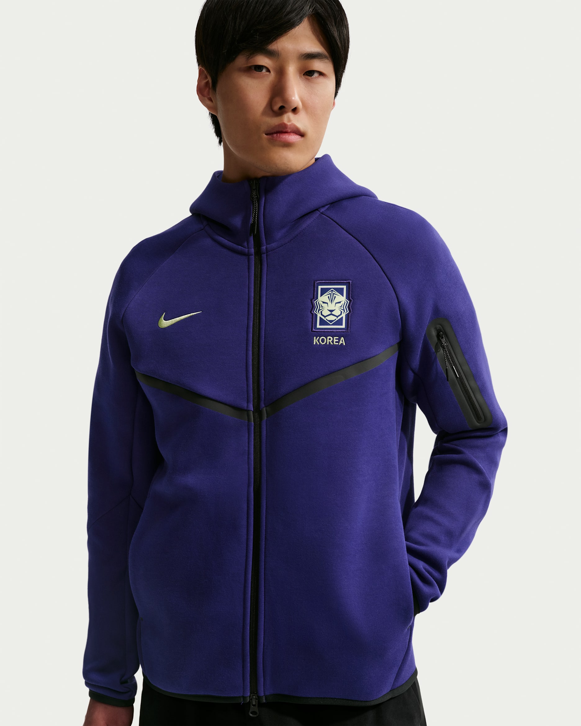 Korea Tech Fleece Windrunner Men's Nike Soccer Full-Zip Hoodie - Regency Purple/Light Liquid Lime