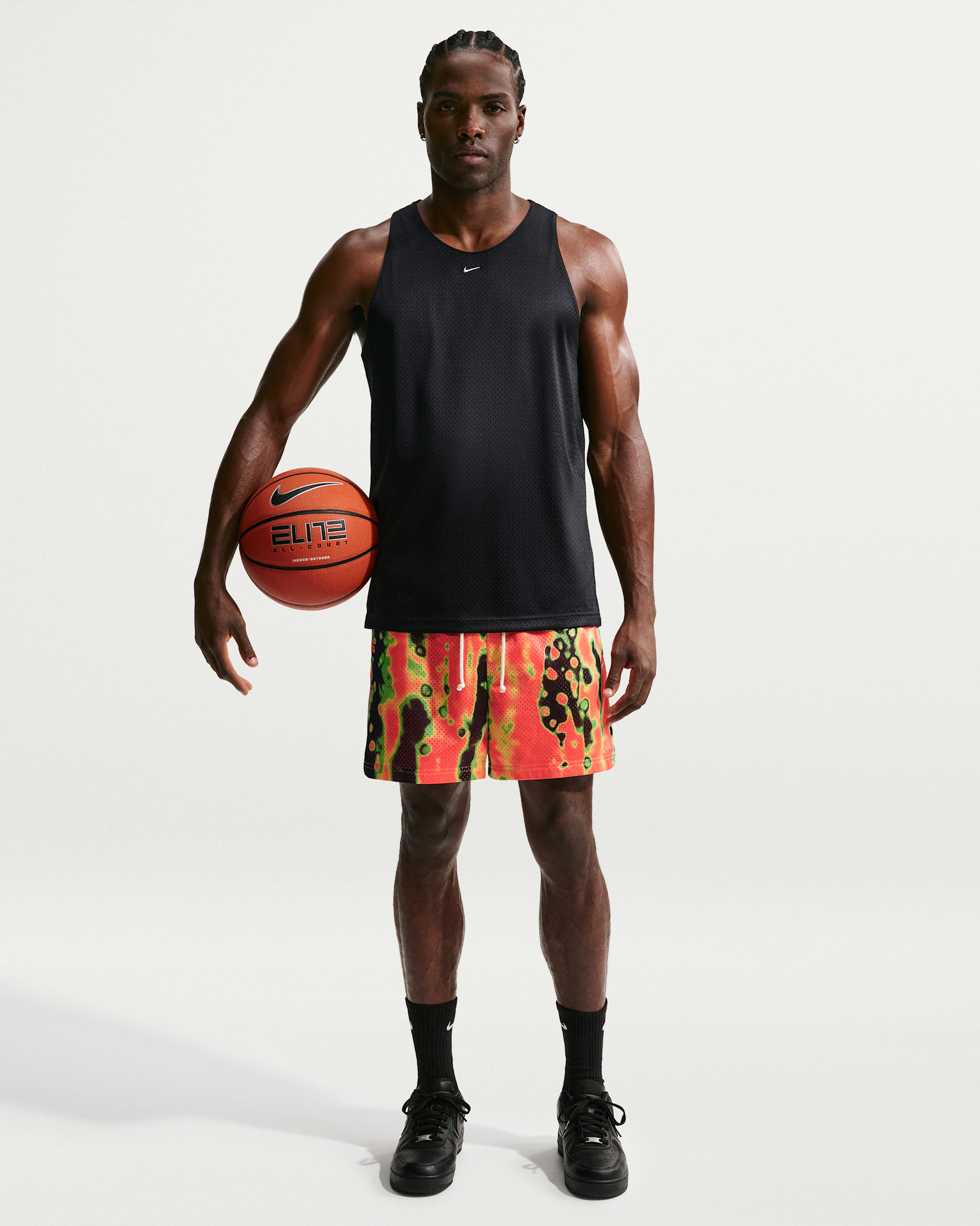 Nike Standard Issue Men's 12.7cm (approx.) Practice Mesh Basketball Shorts - Turf Orange/Pale Ivory