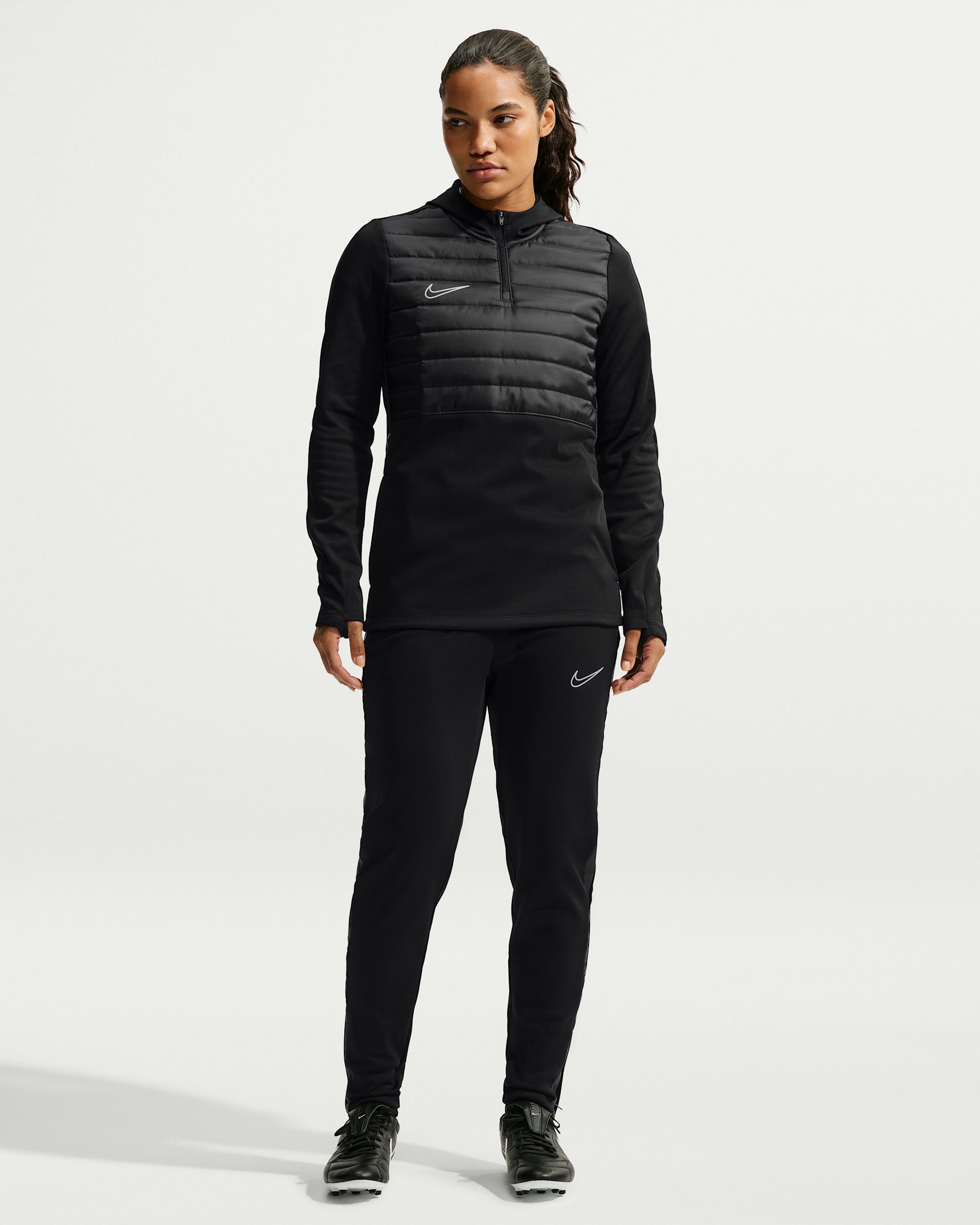 Nike Academy Winter Warrior Therma-FIT voetbalbroek voor dames - Zwart