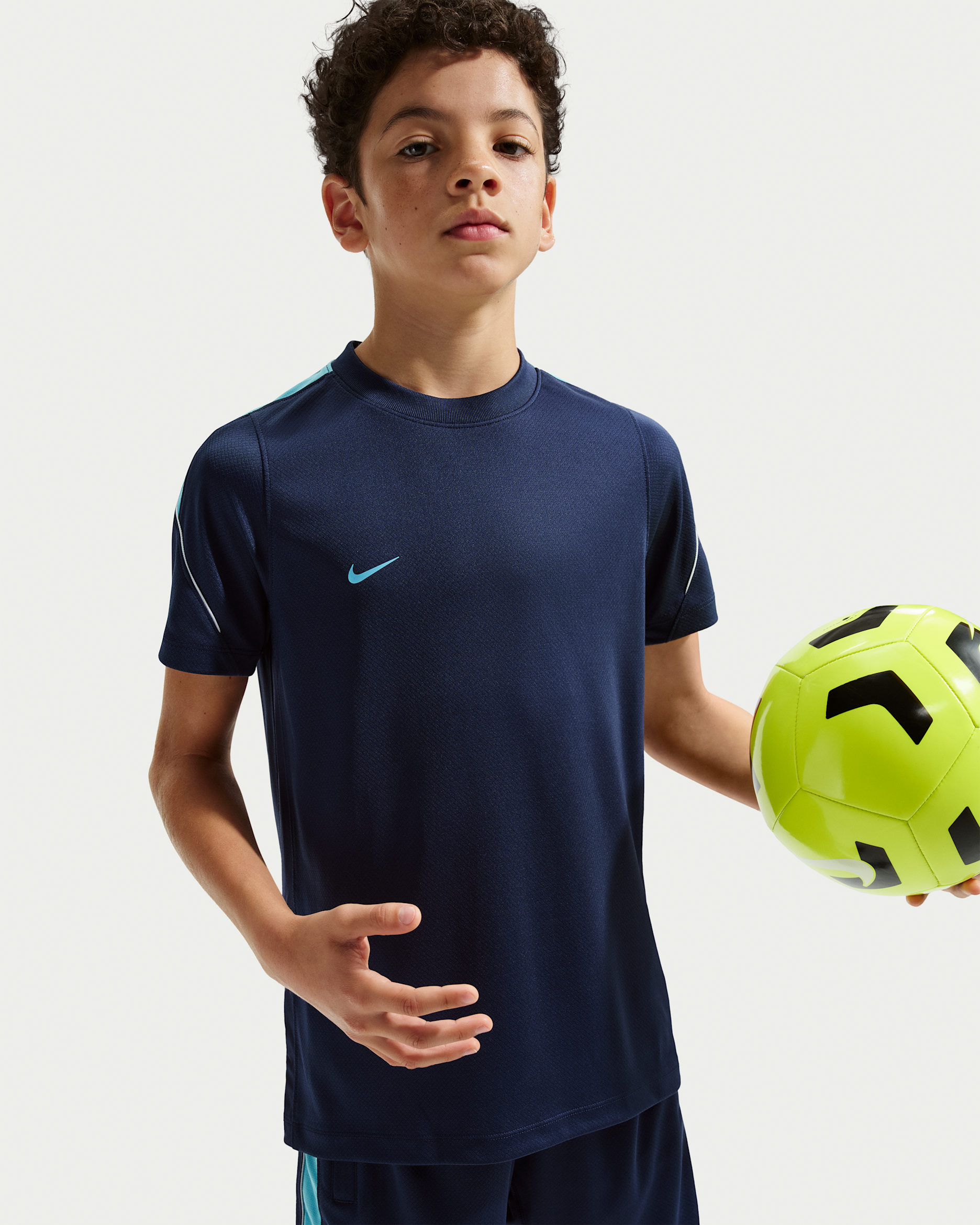 Nike Strike Dri-FIT Kurzarm-Fußballoberteil (ältere Kinder) - Midnight Navy/Vivid Sky/Vivid Sky/Vivid Sky