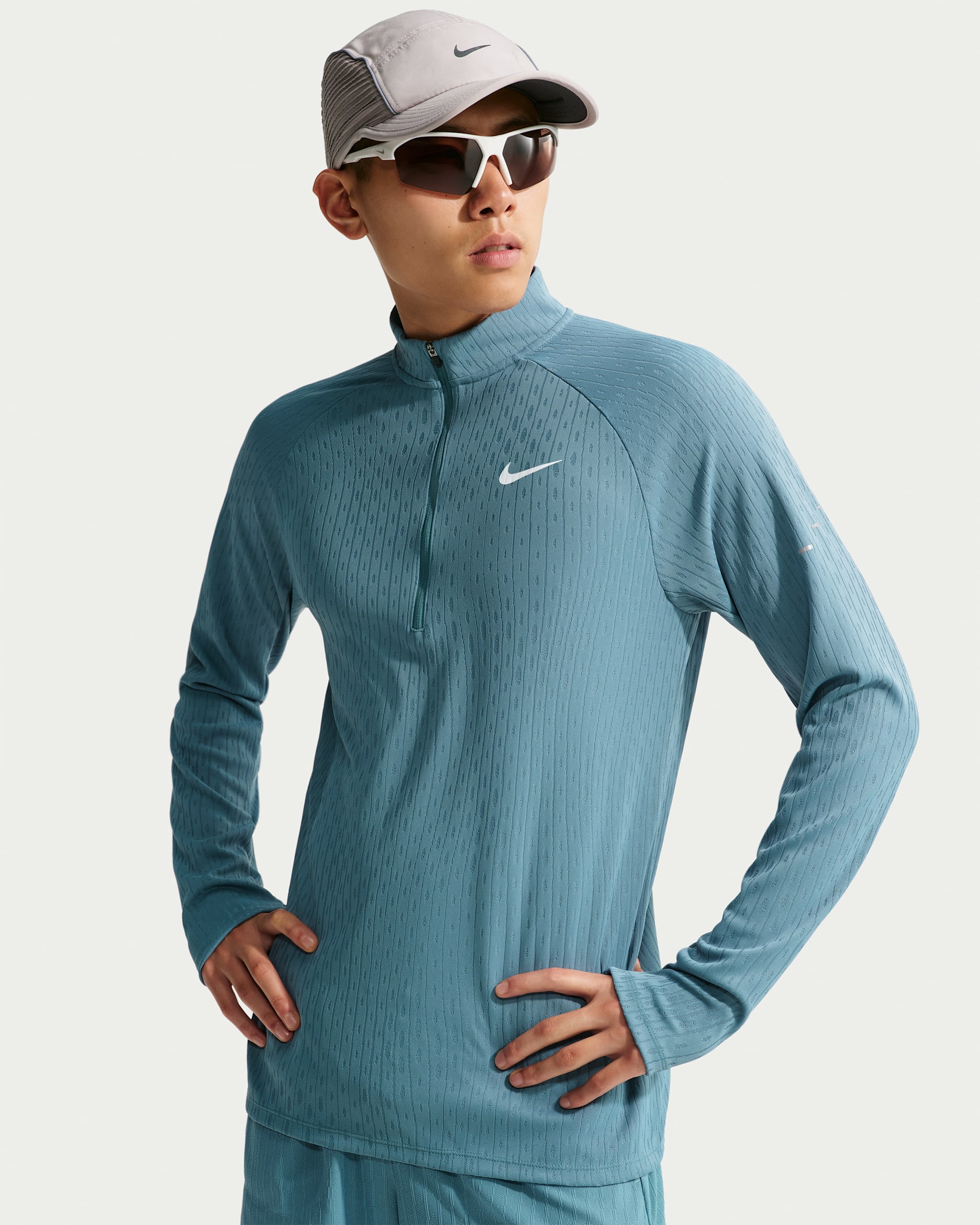 ナイキ ストライド Aero-FIT メンズ ハーフジップ ミッドレイヤー - スモーキーブルー