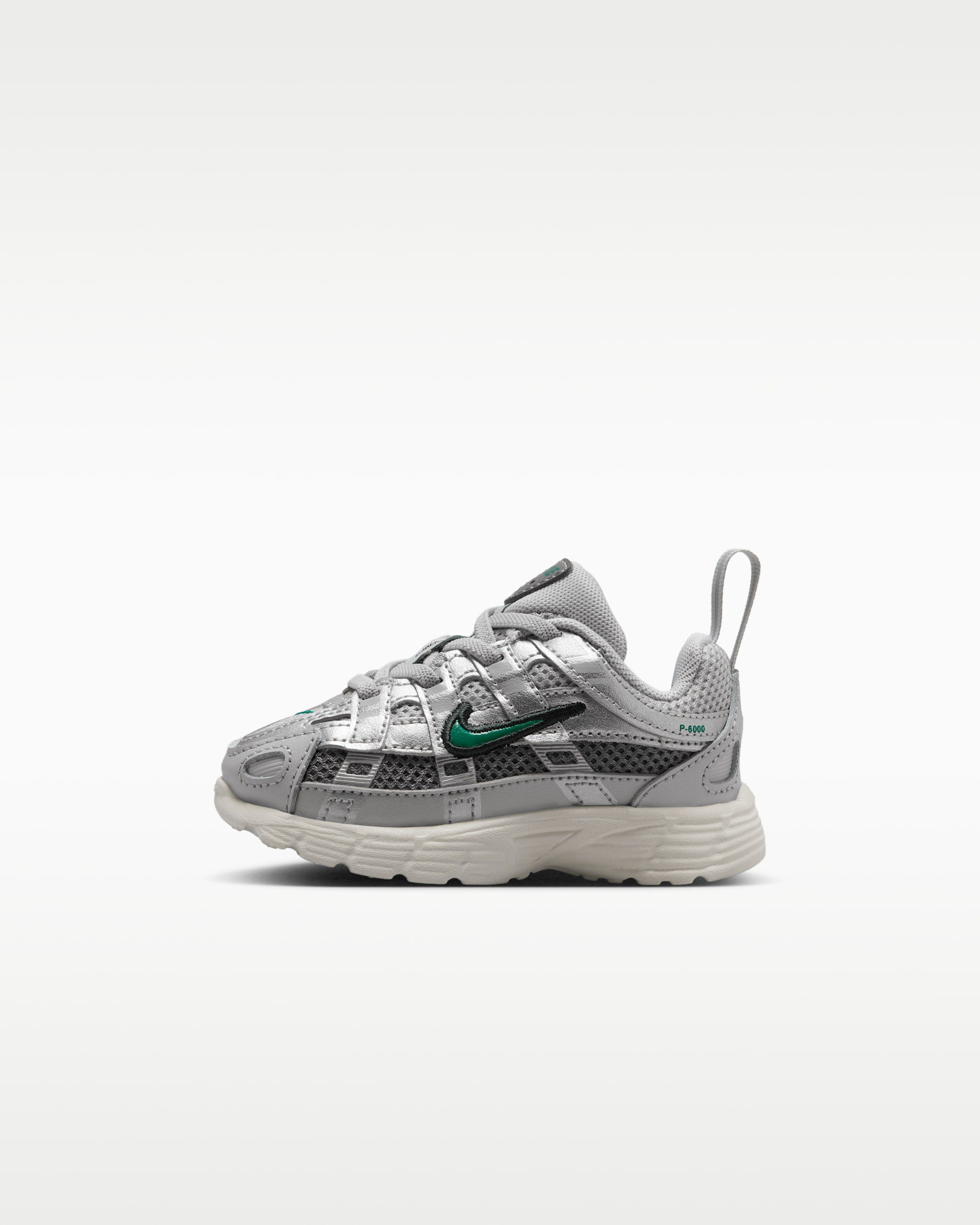 Nike P-6000 Schuh (Babys/Kleinkinder) - Grey Fog/Metallic Silver/Sail/Malachite
