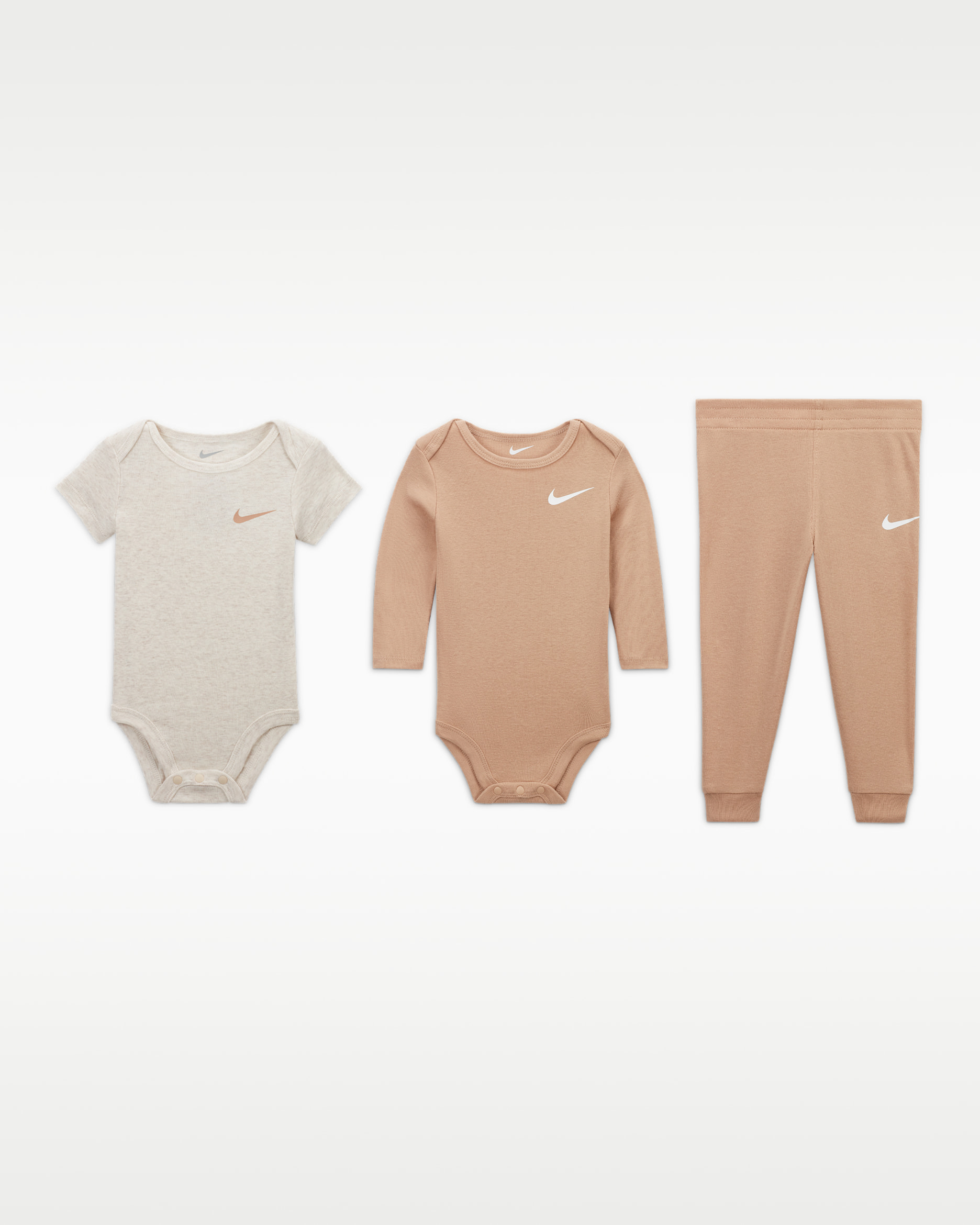 Conjunto de 3 piezas con pants para bebé (0-9 meses) Nike Baby Essentials - Cáñamo