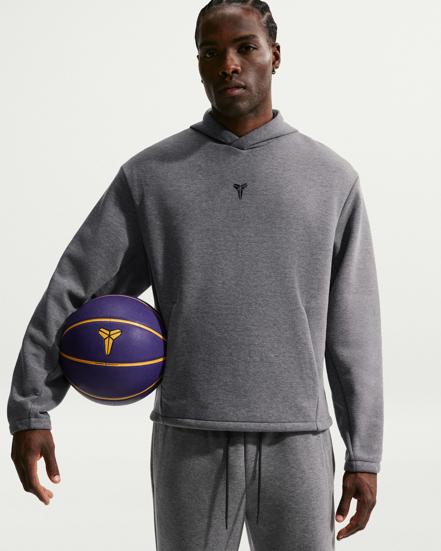 Kobe Men's Nike Dri-FIT Pullover Basketball Hoodie - Black Heather/Black