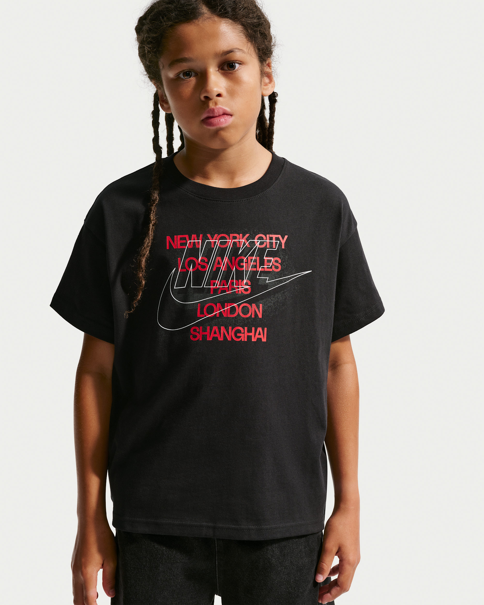 Nike Sportswear Older Kids' T-Shirt - Black