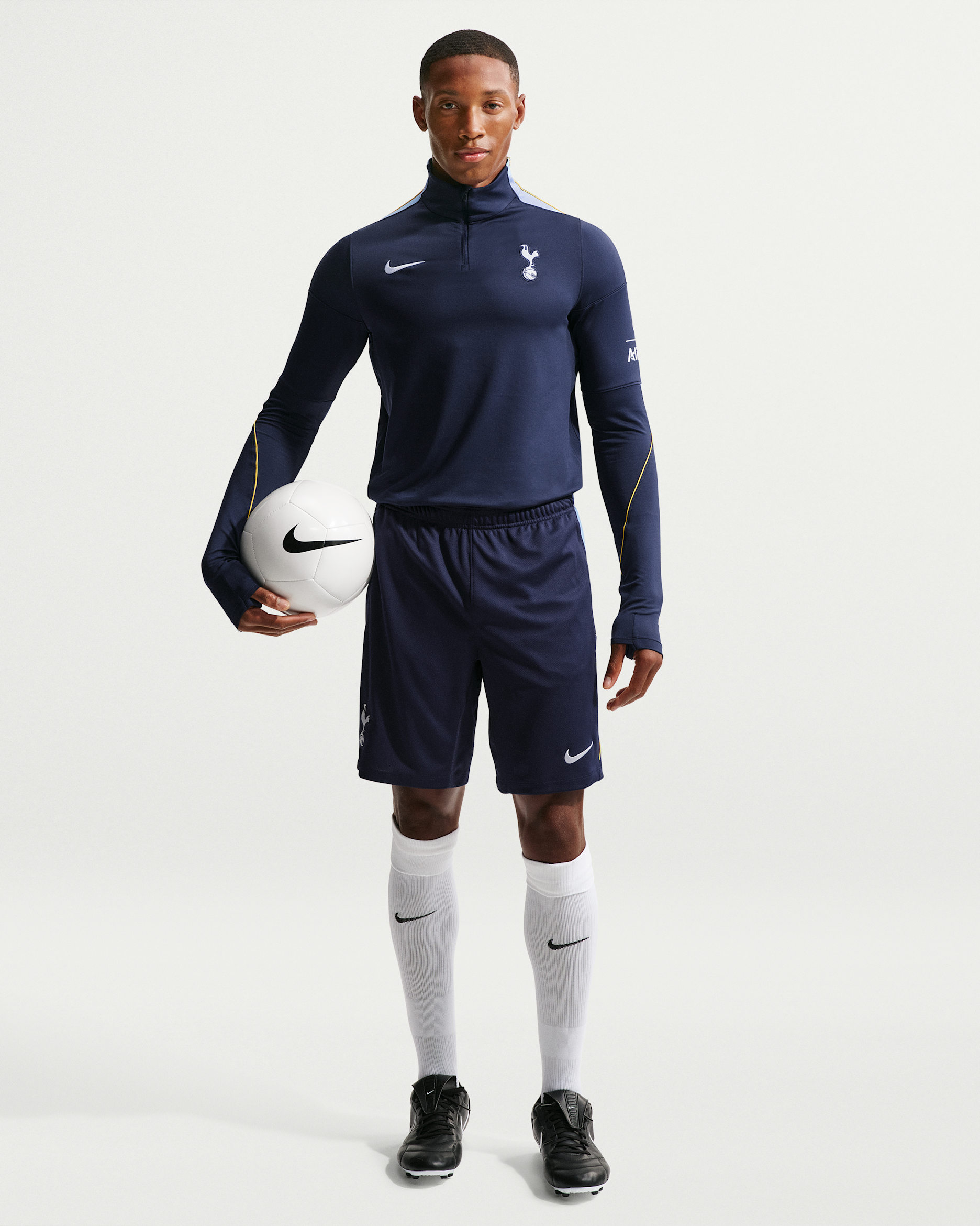 Tottenham Hotspur Strike Men's Nike Dri-FIT Football Knit Shorts - Obsidian/Light Blue/White