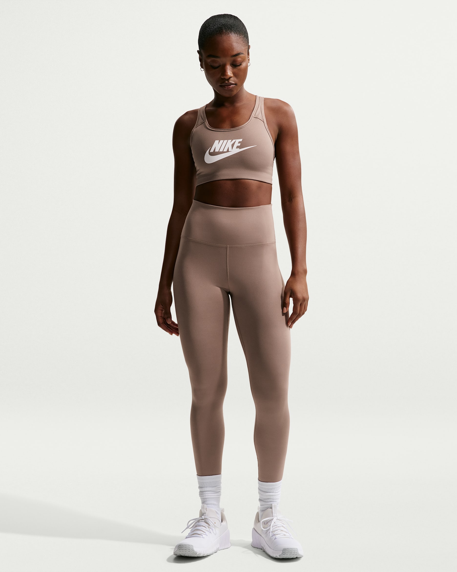 Leggings de tiro alto para mujer Nike One - Marrón visón/Negro